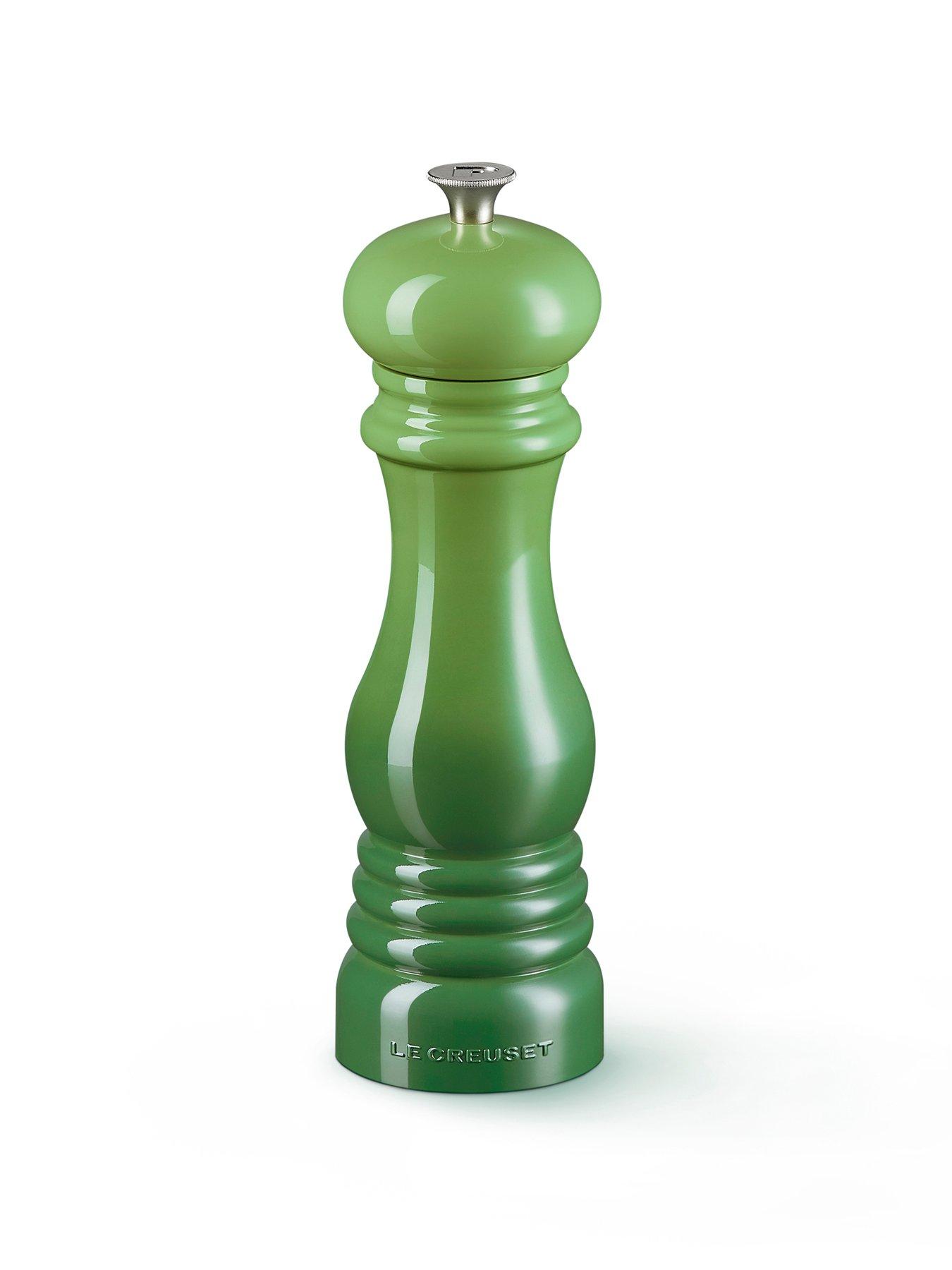 Le Creuset Classic Pepper Mill