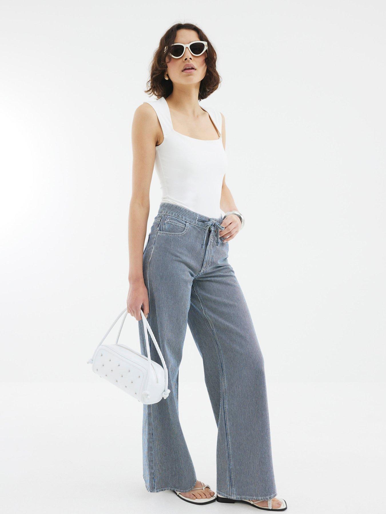 Image 3 of 4 of River Island Square Neck Bodysuit - White
