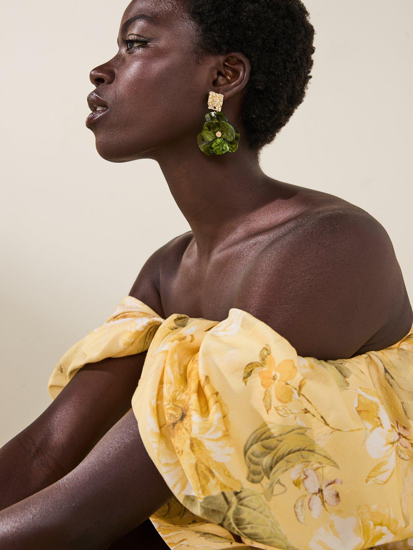 Image 5 of 5 of V by Very Gold Plated Green Flower Drop Earrings