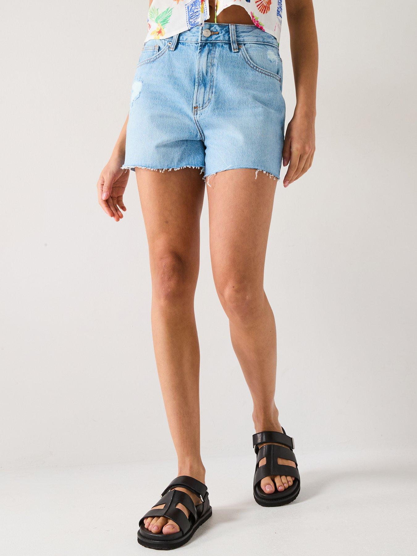 Vero Moda Raw Edge Denim Shorts - Light Blue Denim