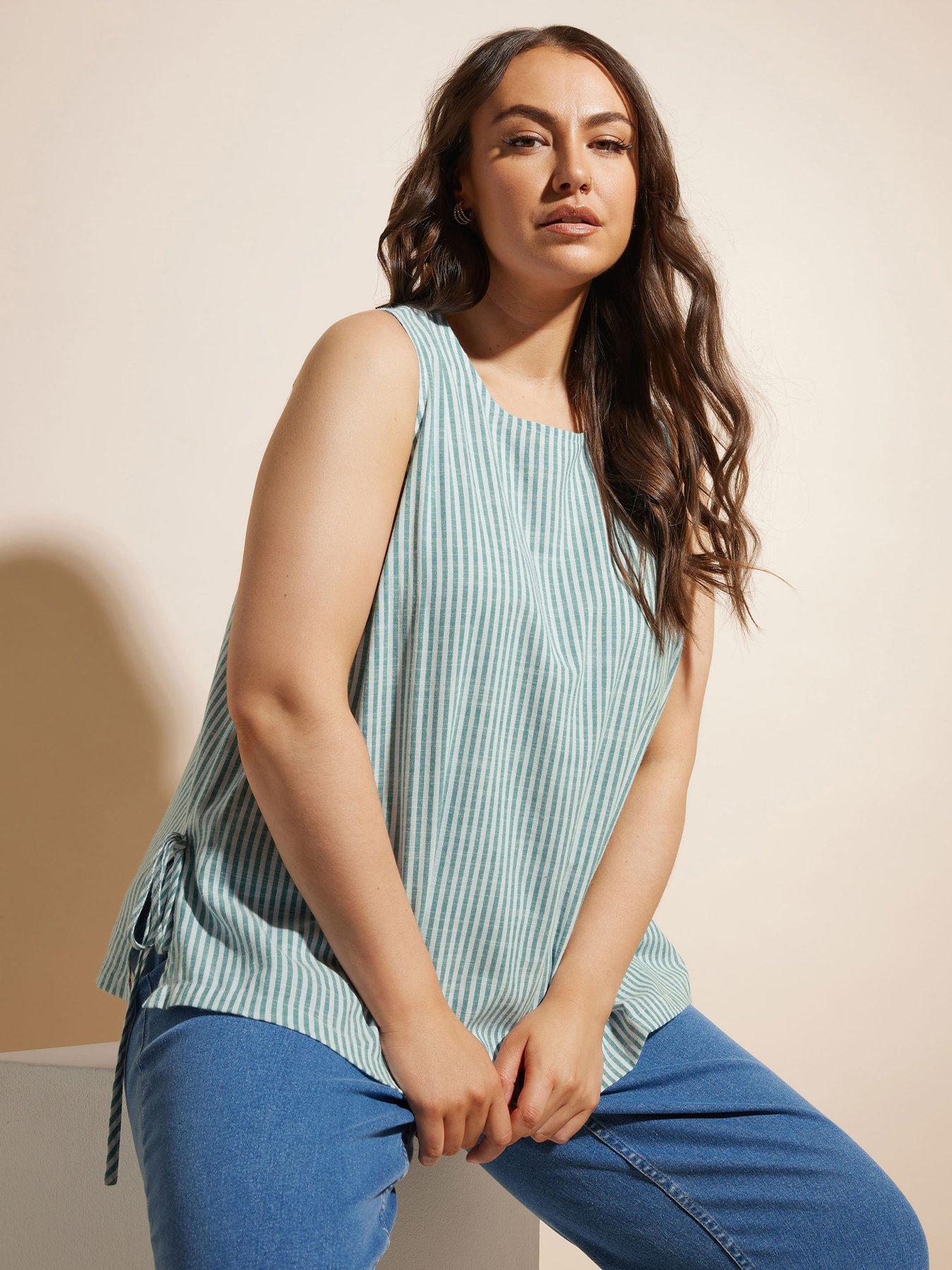 undefined Curve Tie Side Vest - Green