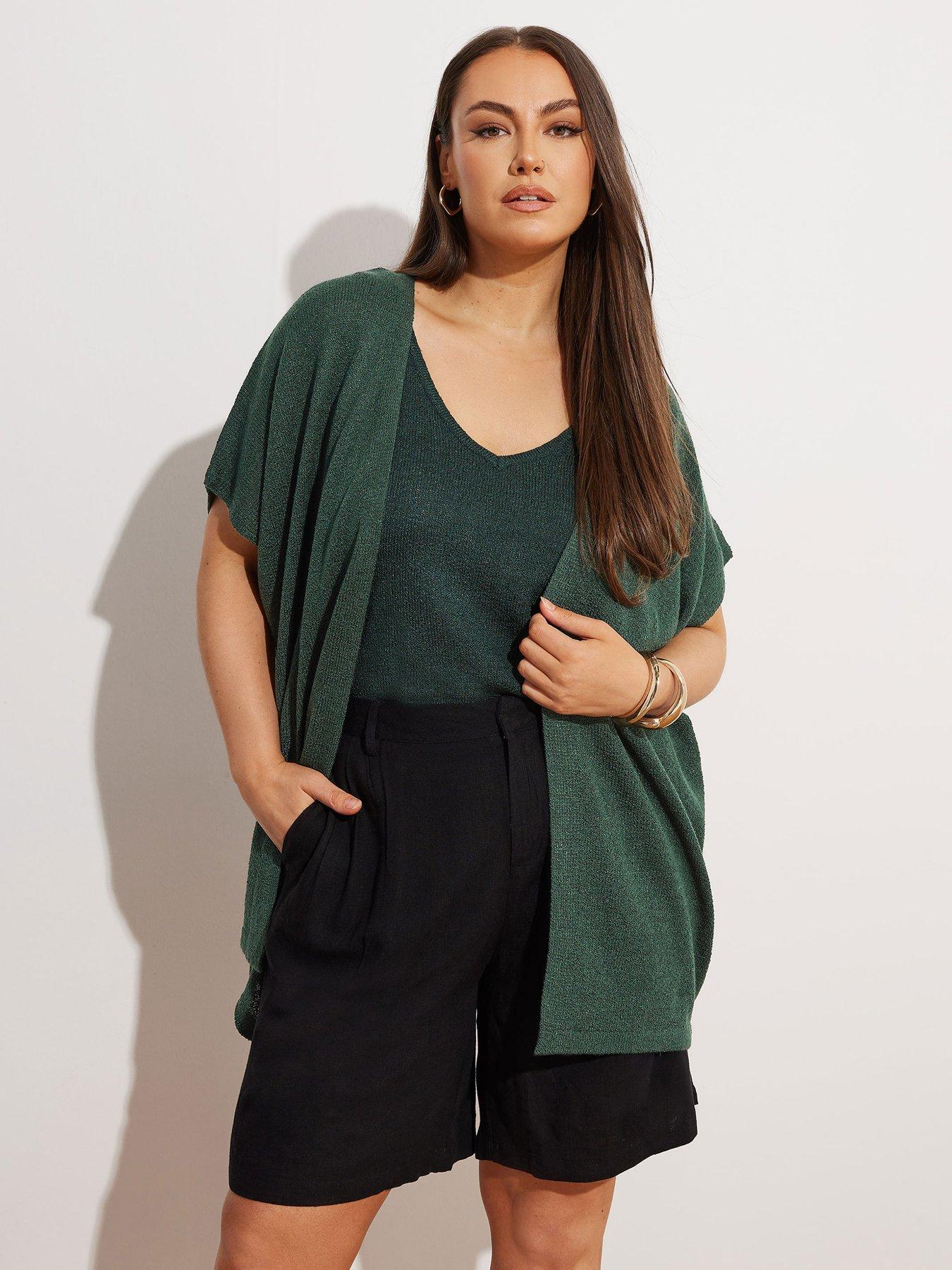 undefined Curve Edge To Edge Smiling Yarn Cardigan