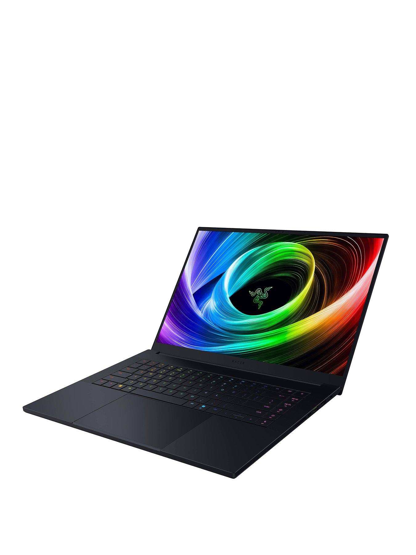 Image 3 of 7 of Razer Blade 16 - GeForce RTX 5080 - AMD Ryzen AI 9 - 64GB RAM - 2TB SSD - 16in - Black