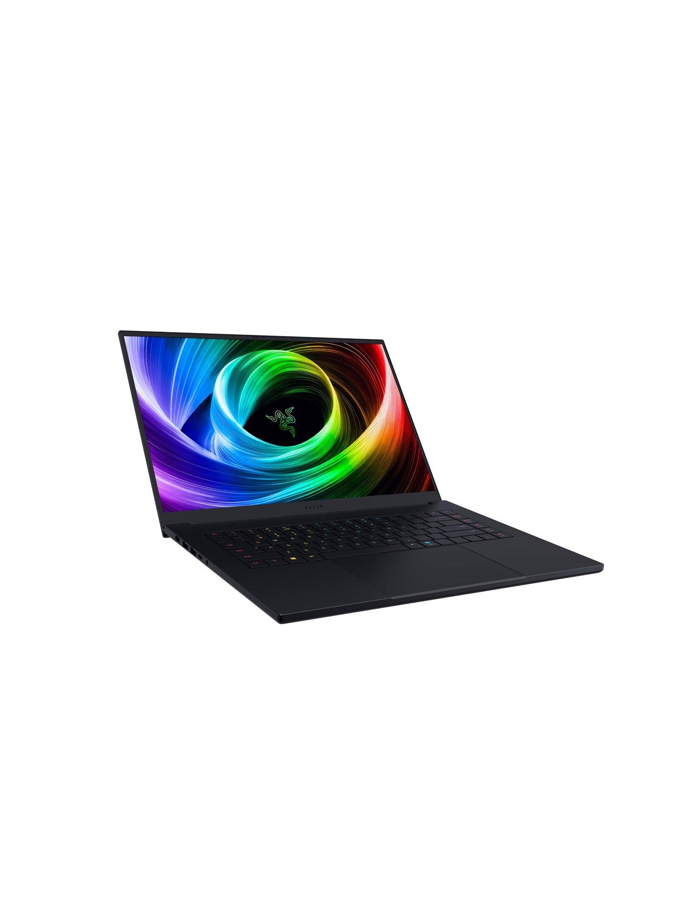 Image 4 of 7 of Razer Blade 16 - GeForce RTX 5090 - AMD Ryzen AI 9 - 64GB RAM - 4TB SSD - 16in - Black