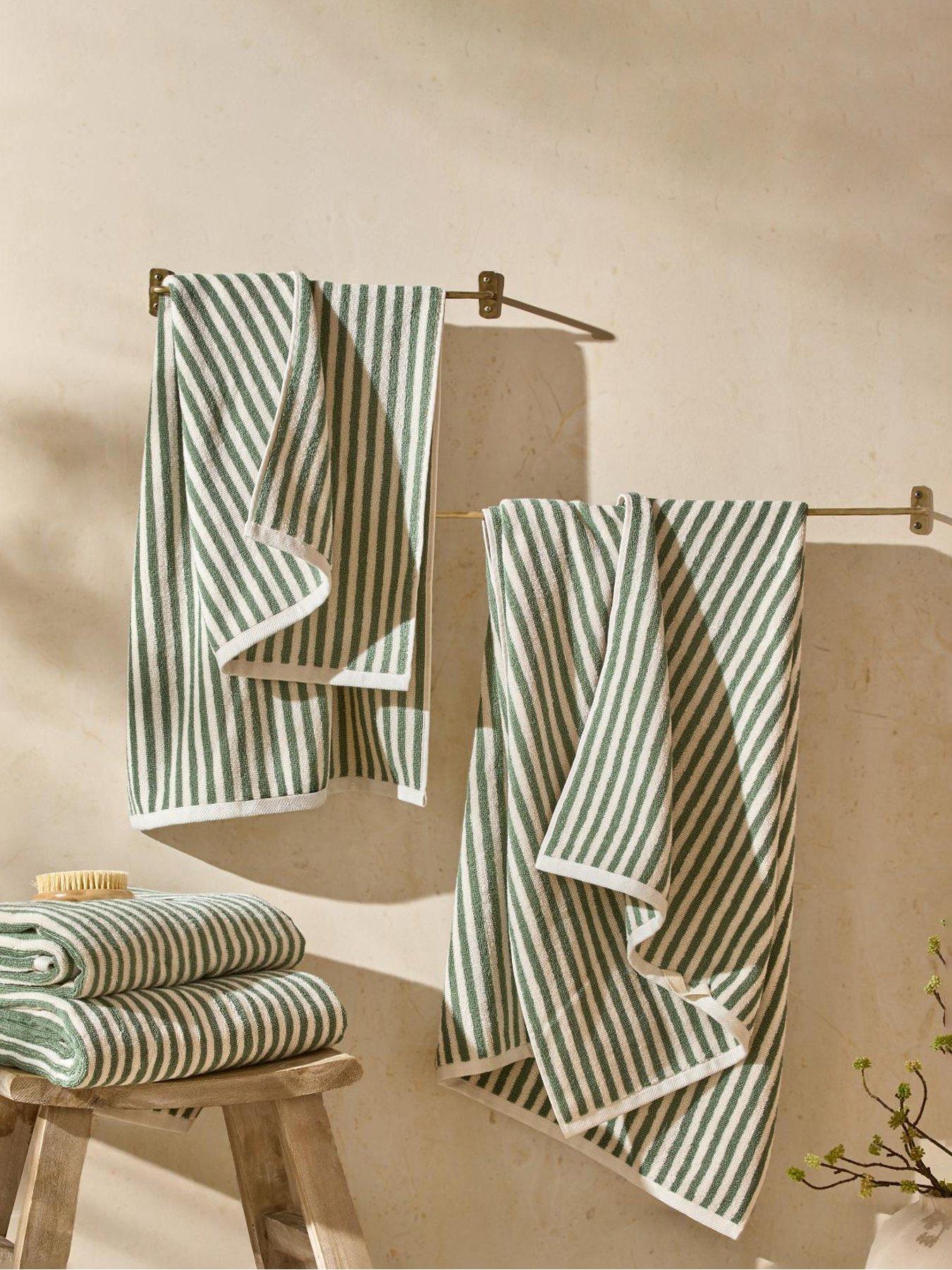 Image 4 of 4 of Yard Hebden Towel Collection Forest