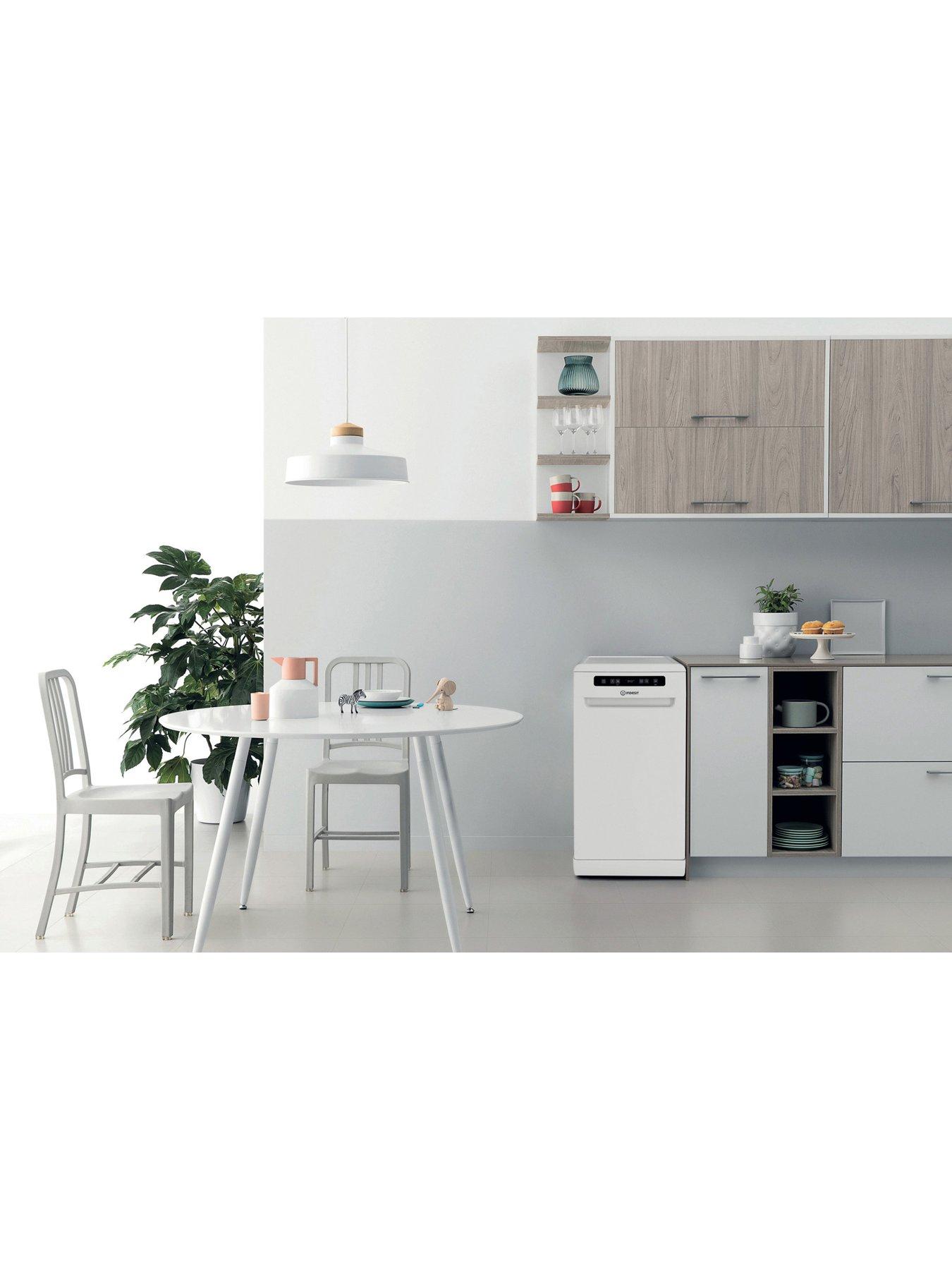 Image 3 of 7 of Indesit IN2FD10CS70WUK Push&amp;Go Freestanding Slimline Dishwasher - White