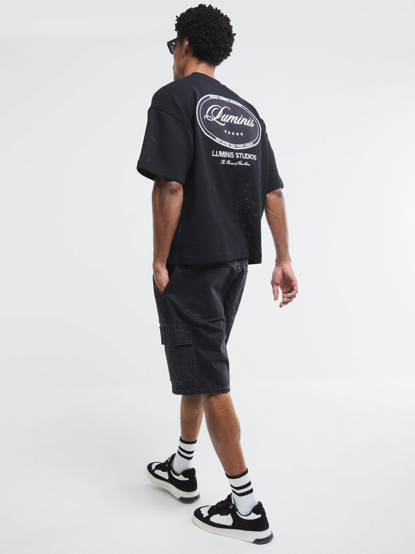 Image 2 of 4 of River Island Meeko Cargo Shorts - Black