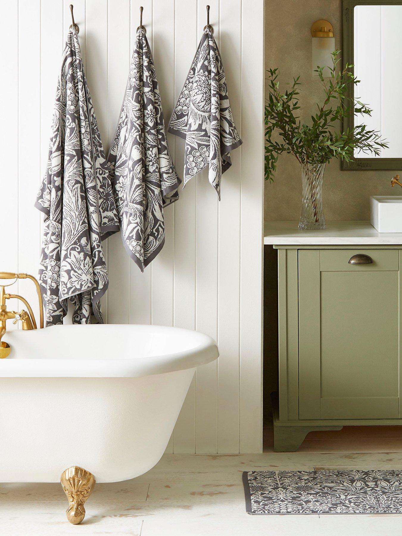 Product photograph of William Morris At Home Sunflower 100 Cotton Bath Mat from very.co.uk