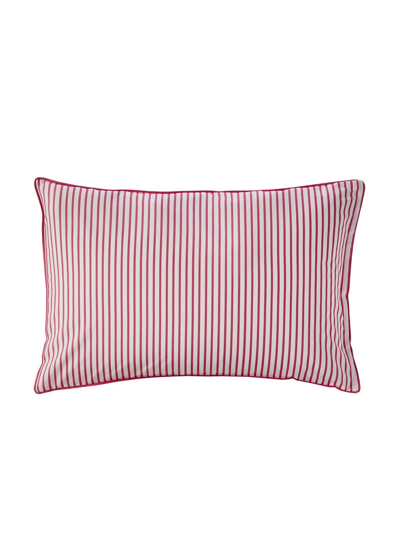 Image 5 of 7 of Cath Kidston Rose and Bows 100% Cotton Percale Duvet Cover&nbsp;Set