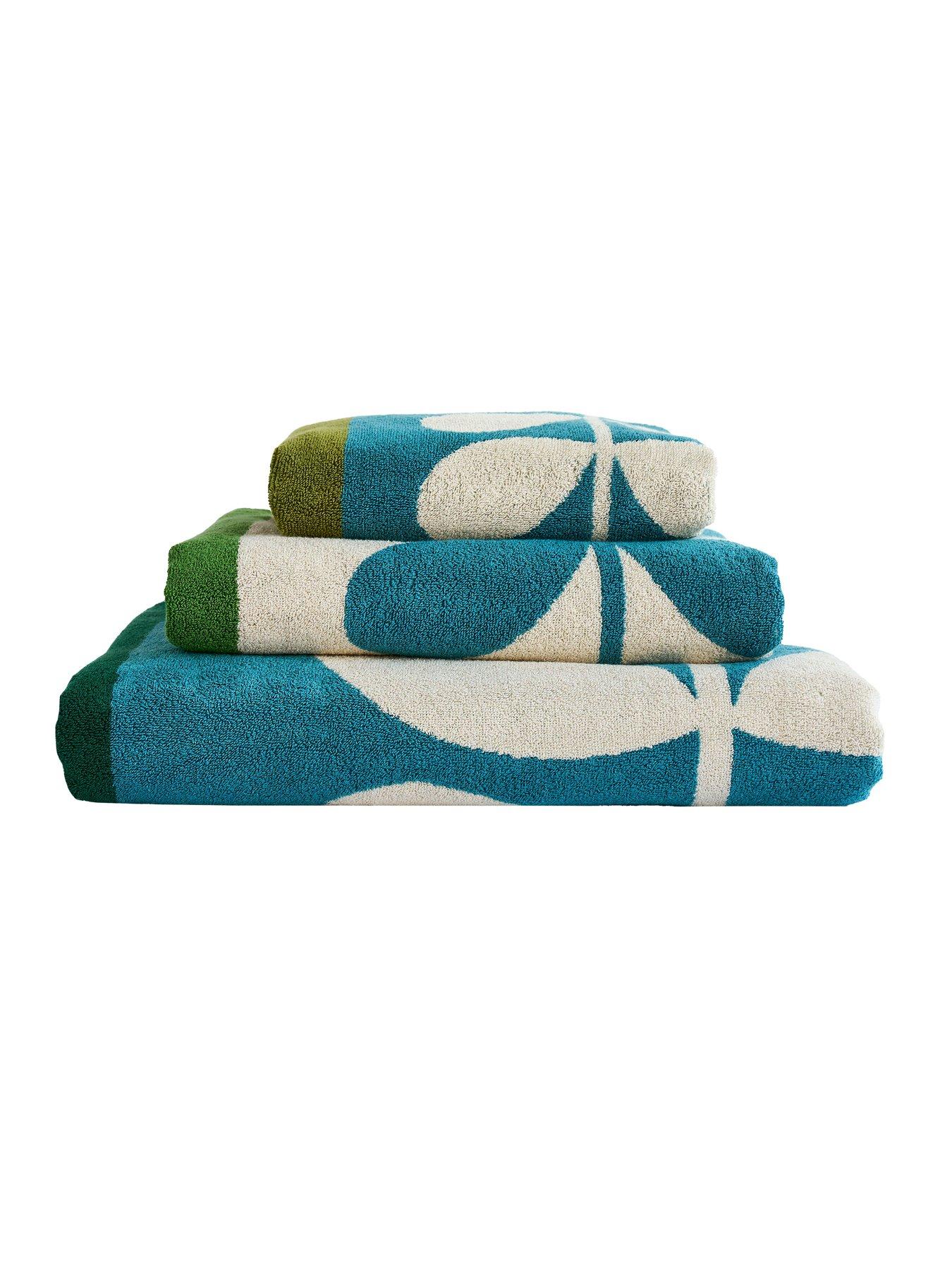 Image 6 of 7 of Orla Kiely Stem Check 100% Cotton Towel Collection