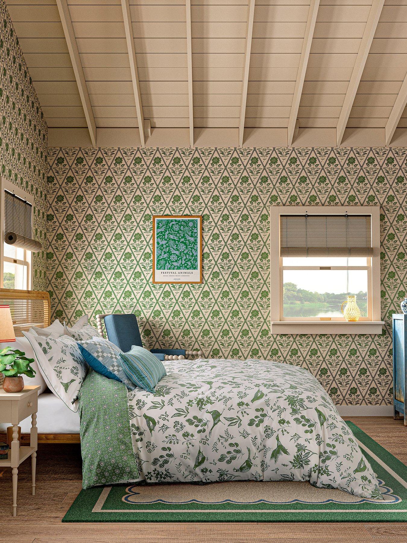 Joules Festival Pheasants 100% Cotton Percale Duvet Cover Set