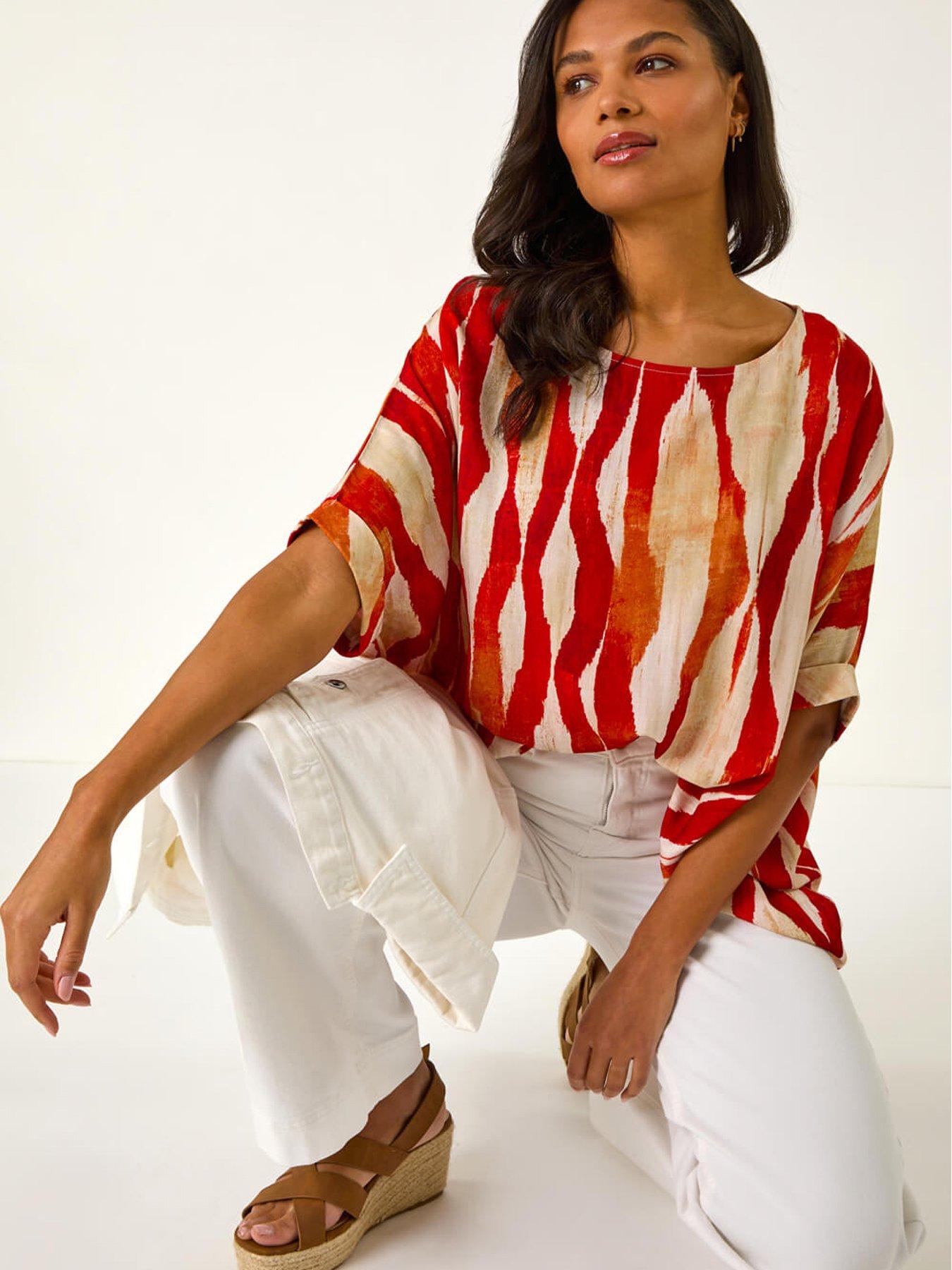 undefined Abstract Buttoned Top - Red