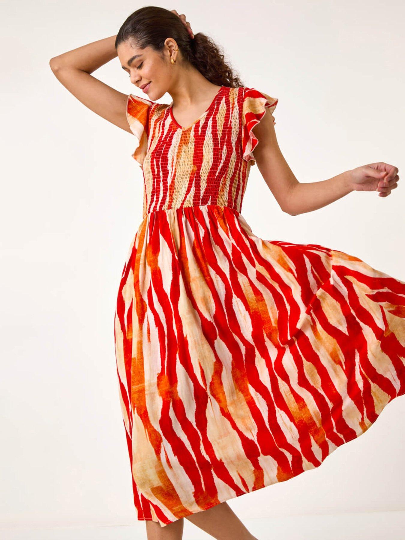 undefined Wave Print Shirred Midi Dress - Red