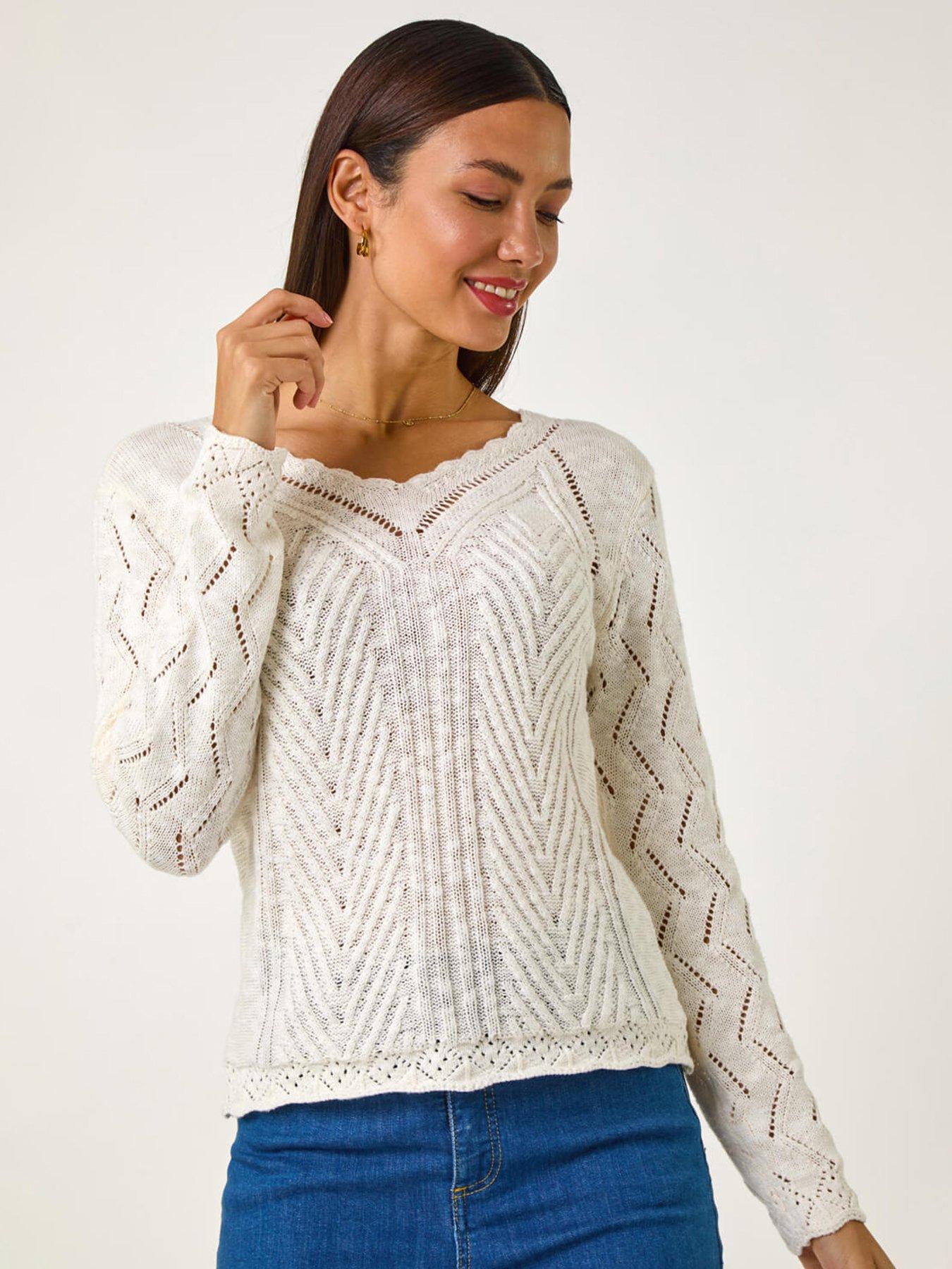 Image 4 of 5 of Roman Scallop V-neck Knit Jumper - Ivory