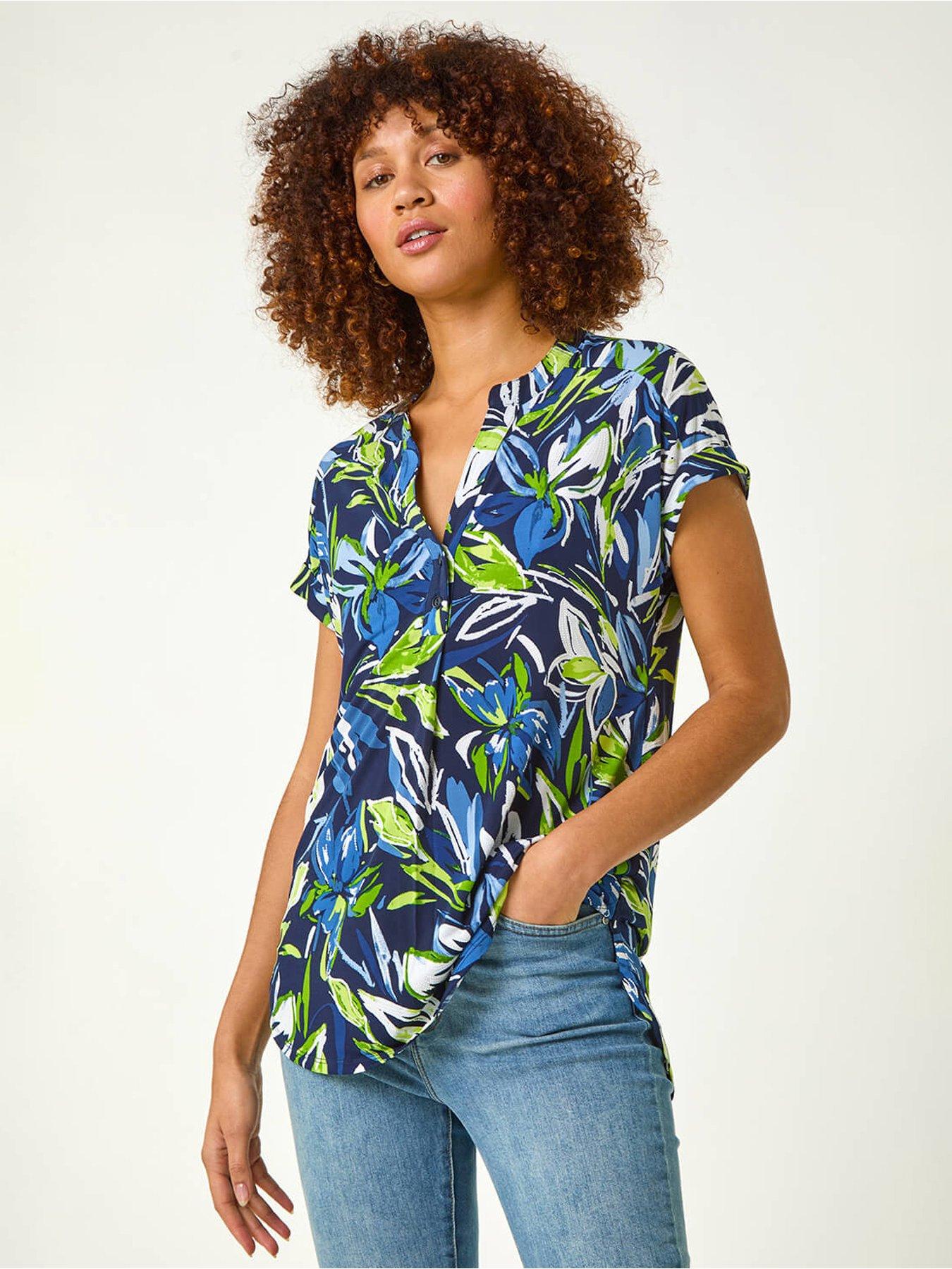 undefined Textured Leaf Print V-neck Stretch Top - Blue