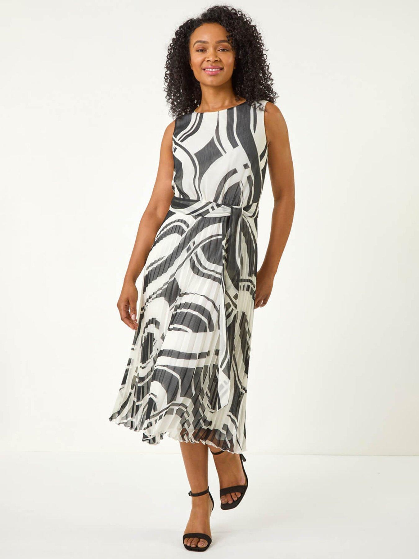 undefined Petite Print Tie Waist Pleated Dress - Black