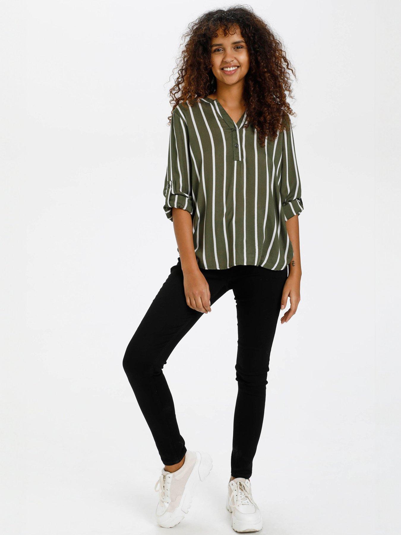 Image 3 of 6 of Kaffe Stridy Blouse - Green