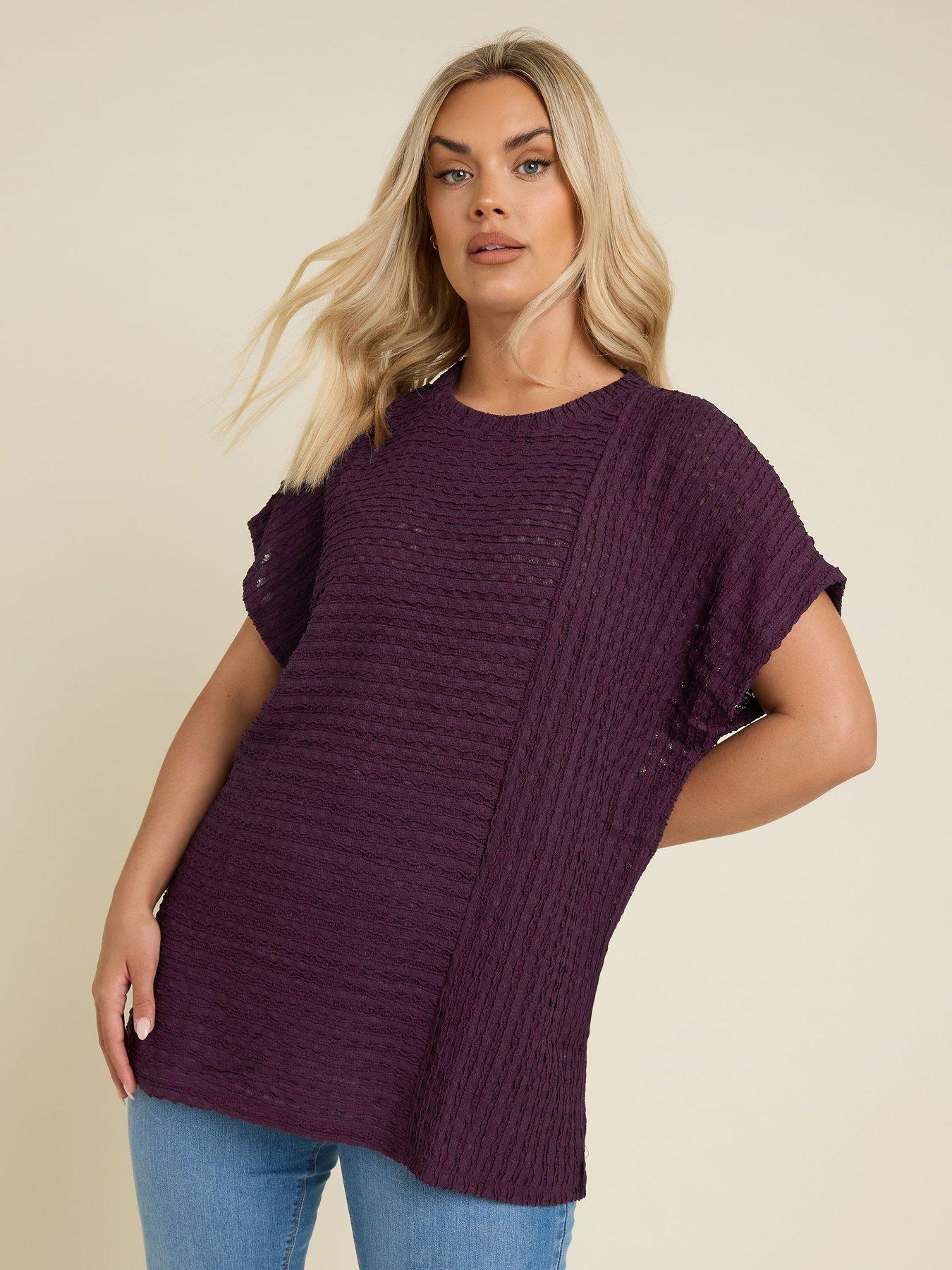 undefined Curve Textured Short Sleeve Top