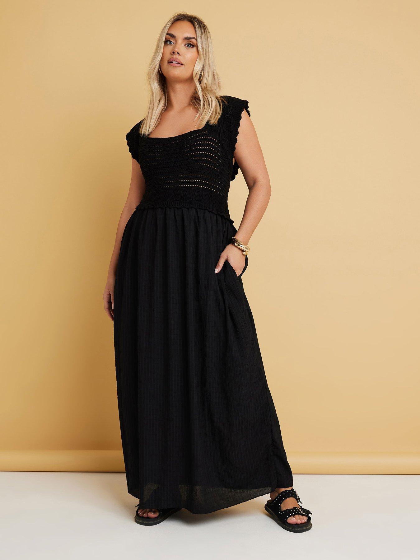 undefined Curve Woven Short Sleeve Dress