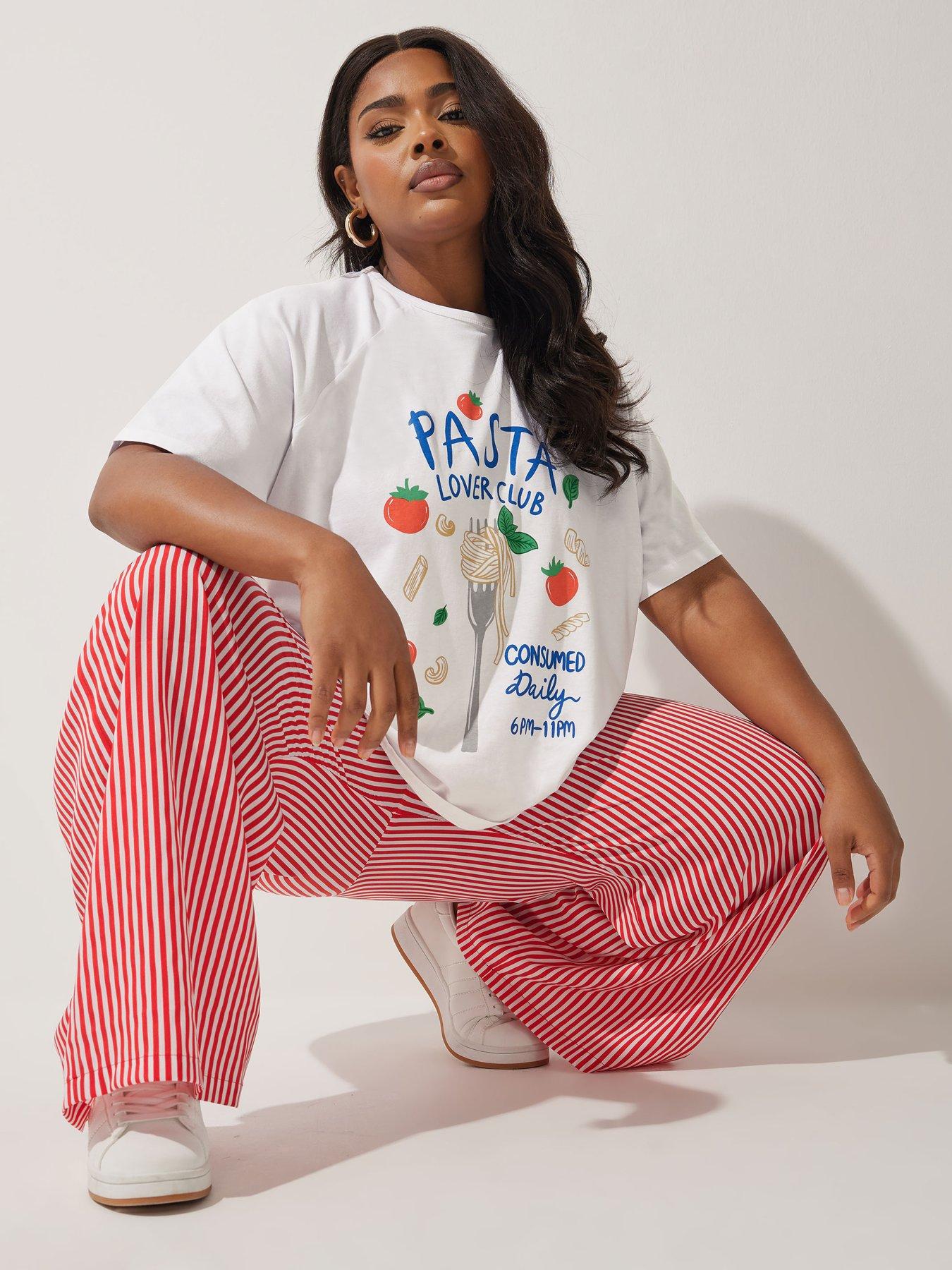 Image 4 of 4 of Yours Curve Pasta Lover Club Raglan T-Shirt - White