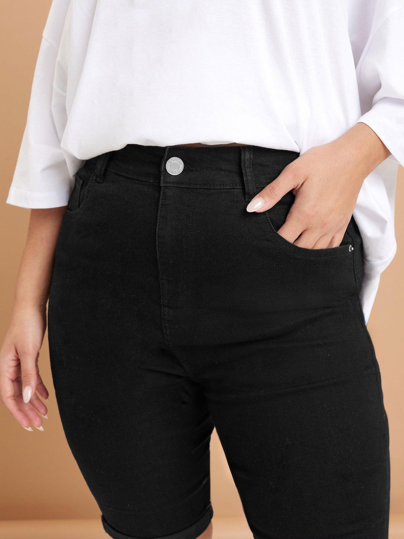 Image 4 of 4 of Yours Curve Basic Denim Short