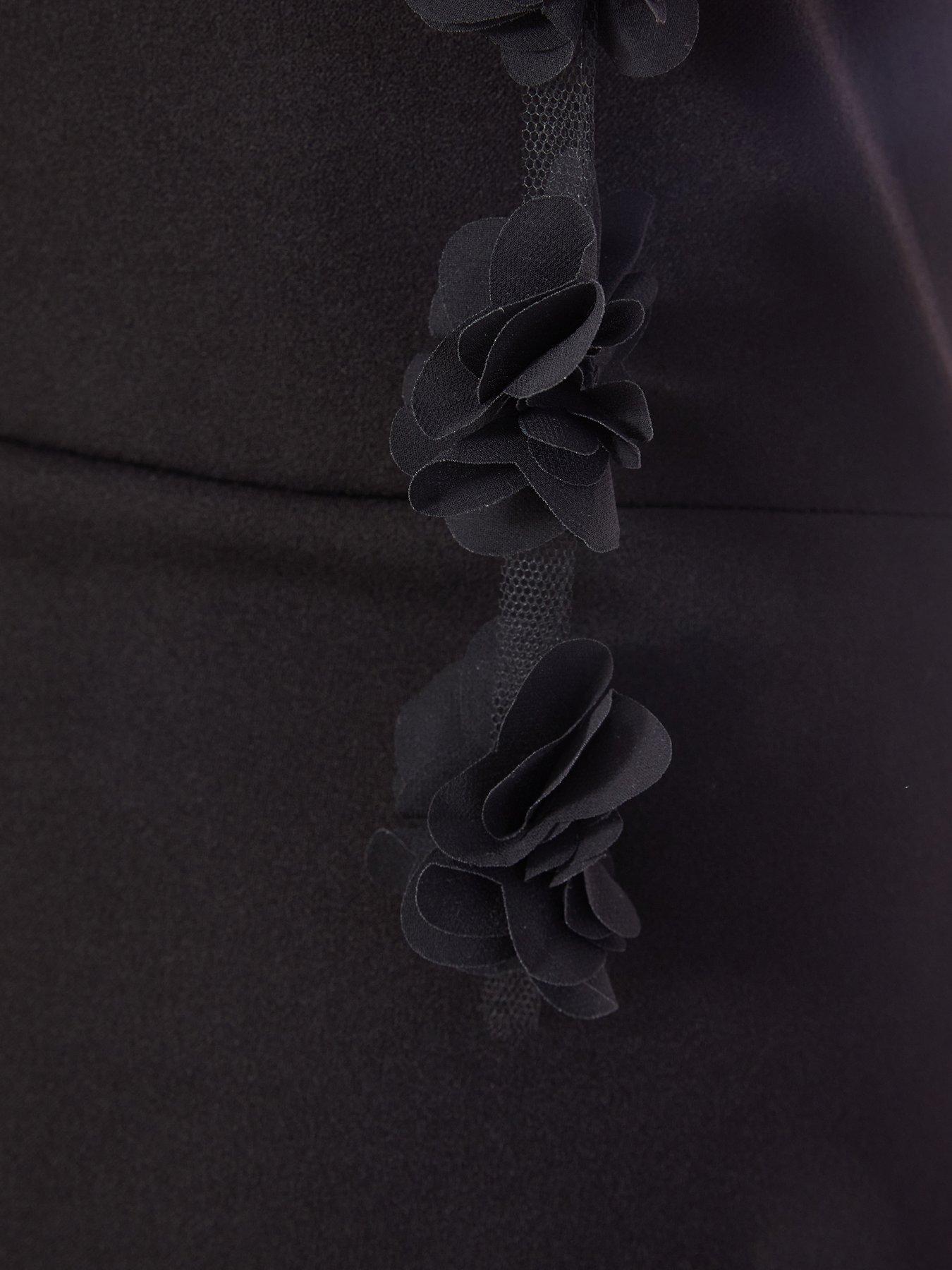 Image 6 of 6 of Quiz Black Floral Trim Midaxi Dress