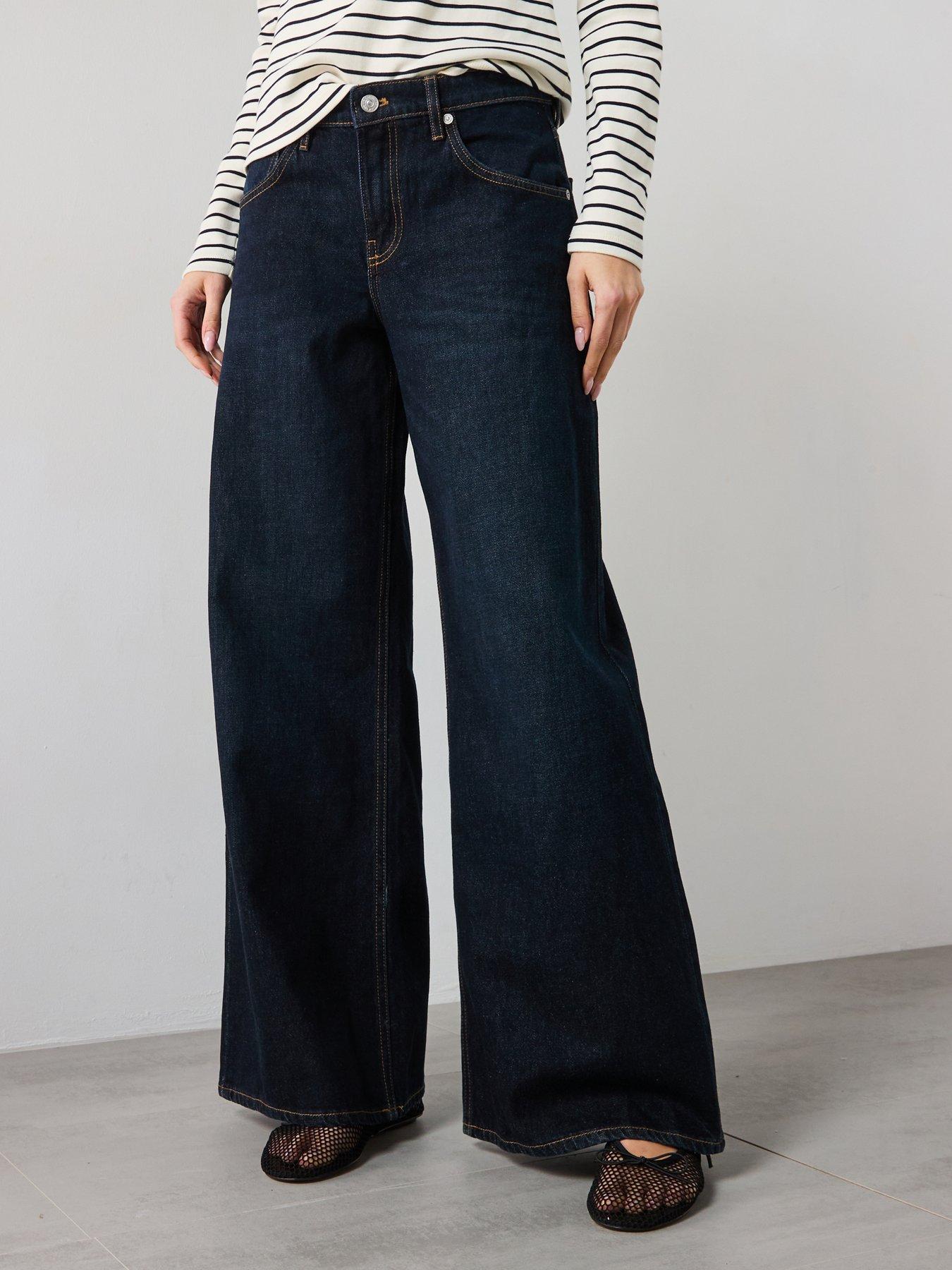 undefined Low Rise Rinse Wash Wide Leg Jeans - Blue