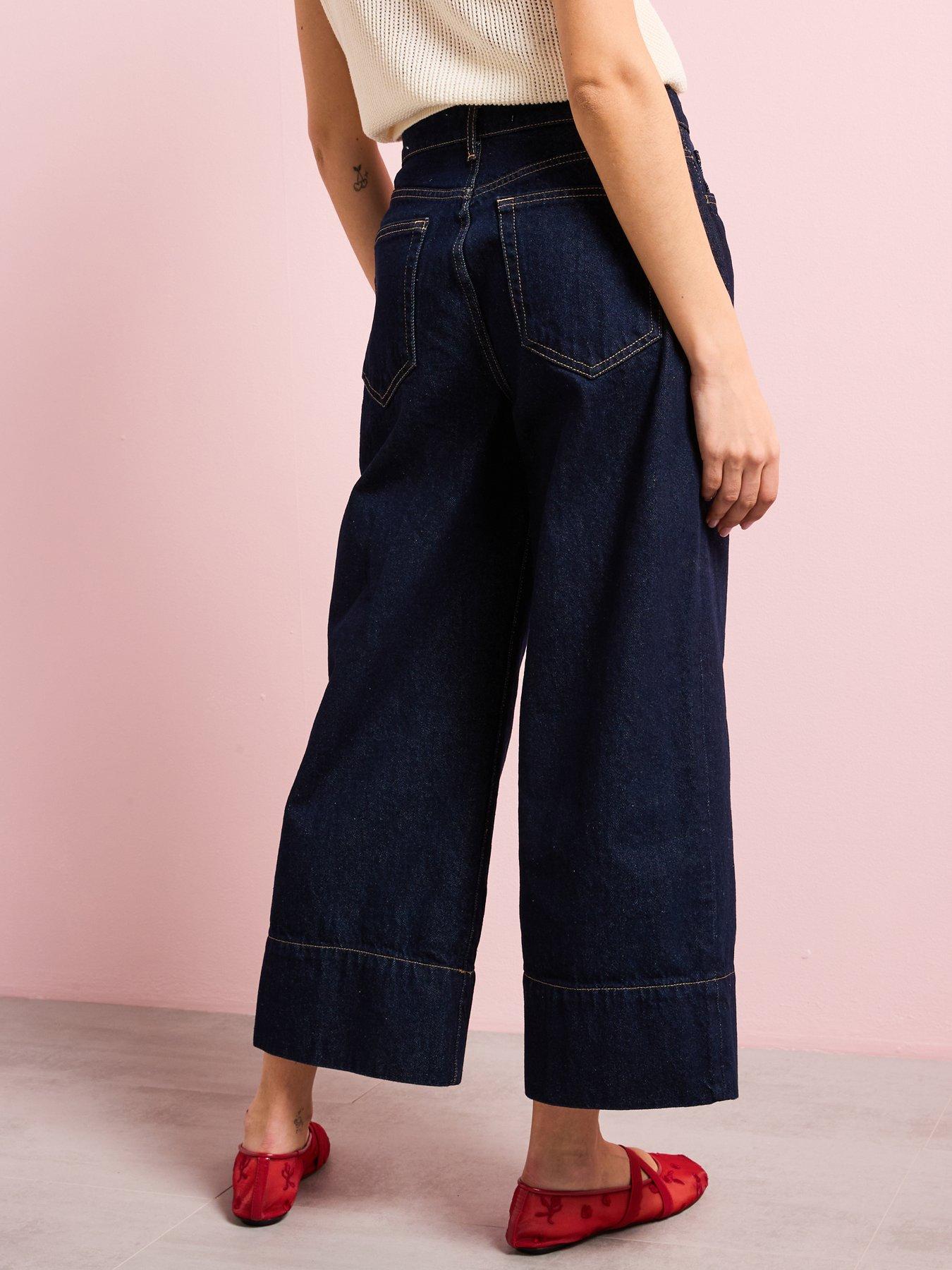 Image 3 of 5 of Mango Wideleg Cropped Jeans With Seam Detail