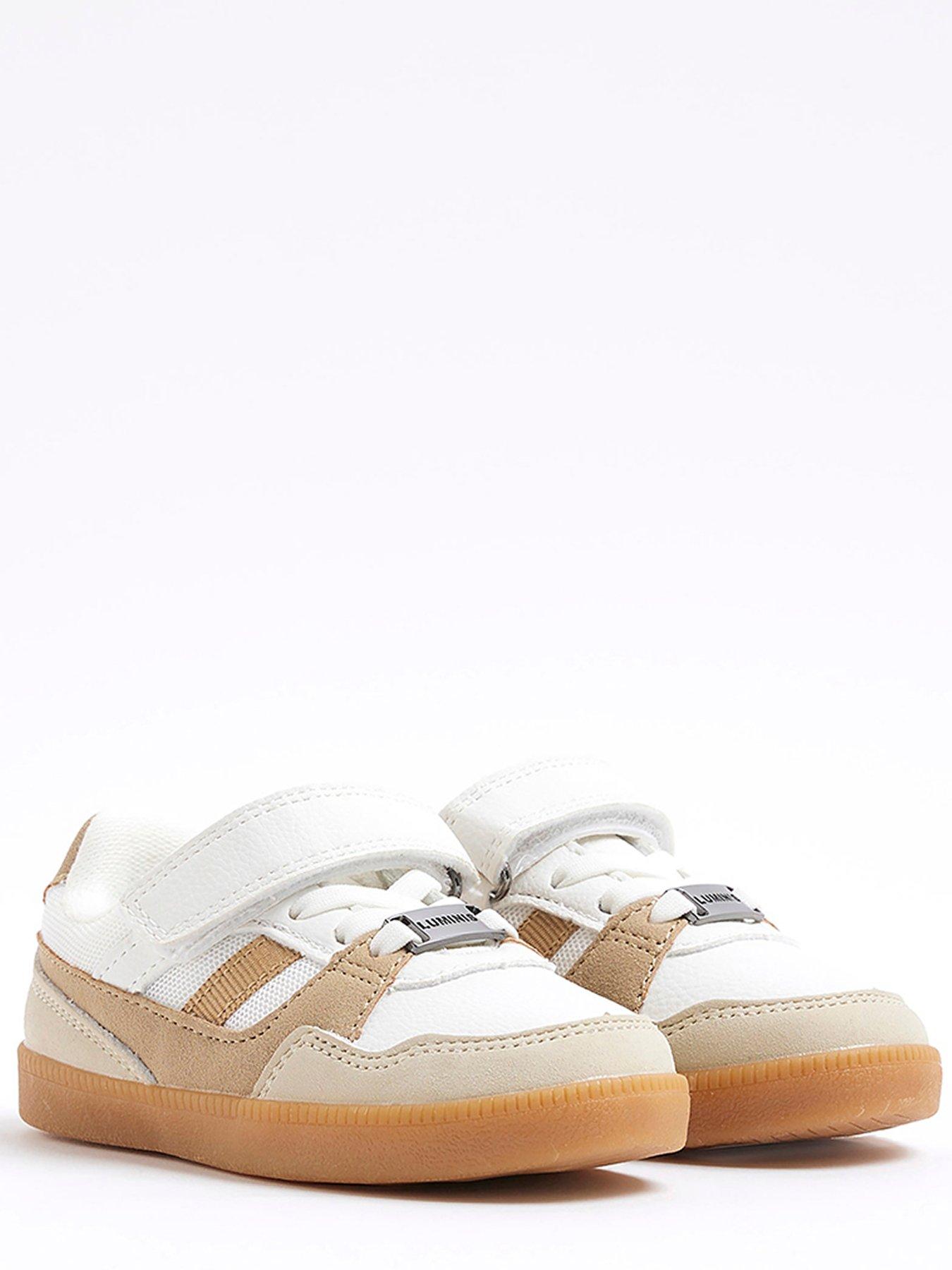 Image 4 of 5 of River Island Mini Boy Mesh Plimsolls - White