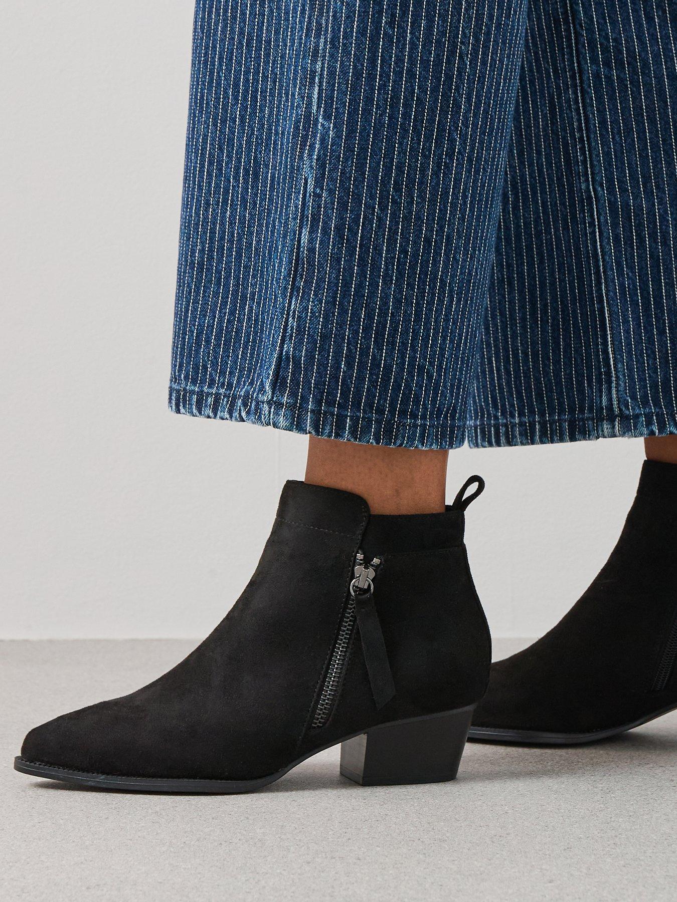 V by Very Wide Fit Western Ankle Boot - Black