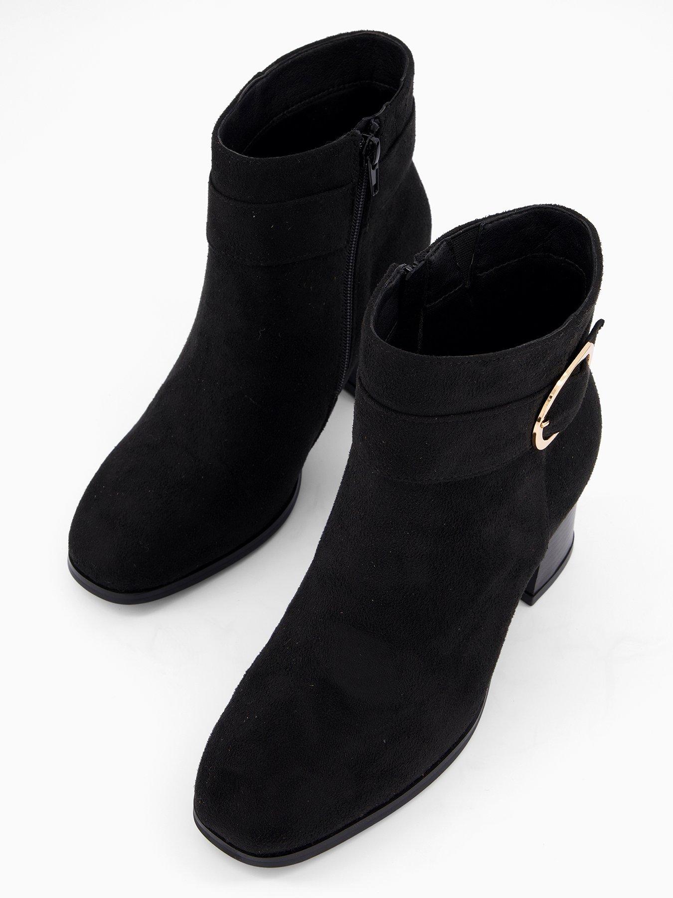 Image 4 of 6 of V by Very Wide Fit Block Heel Ankle Boot - Black