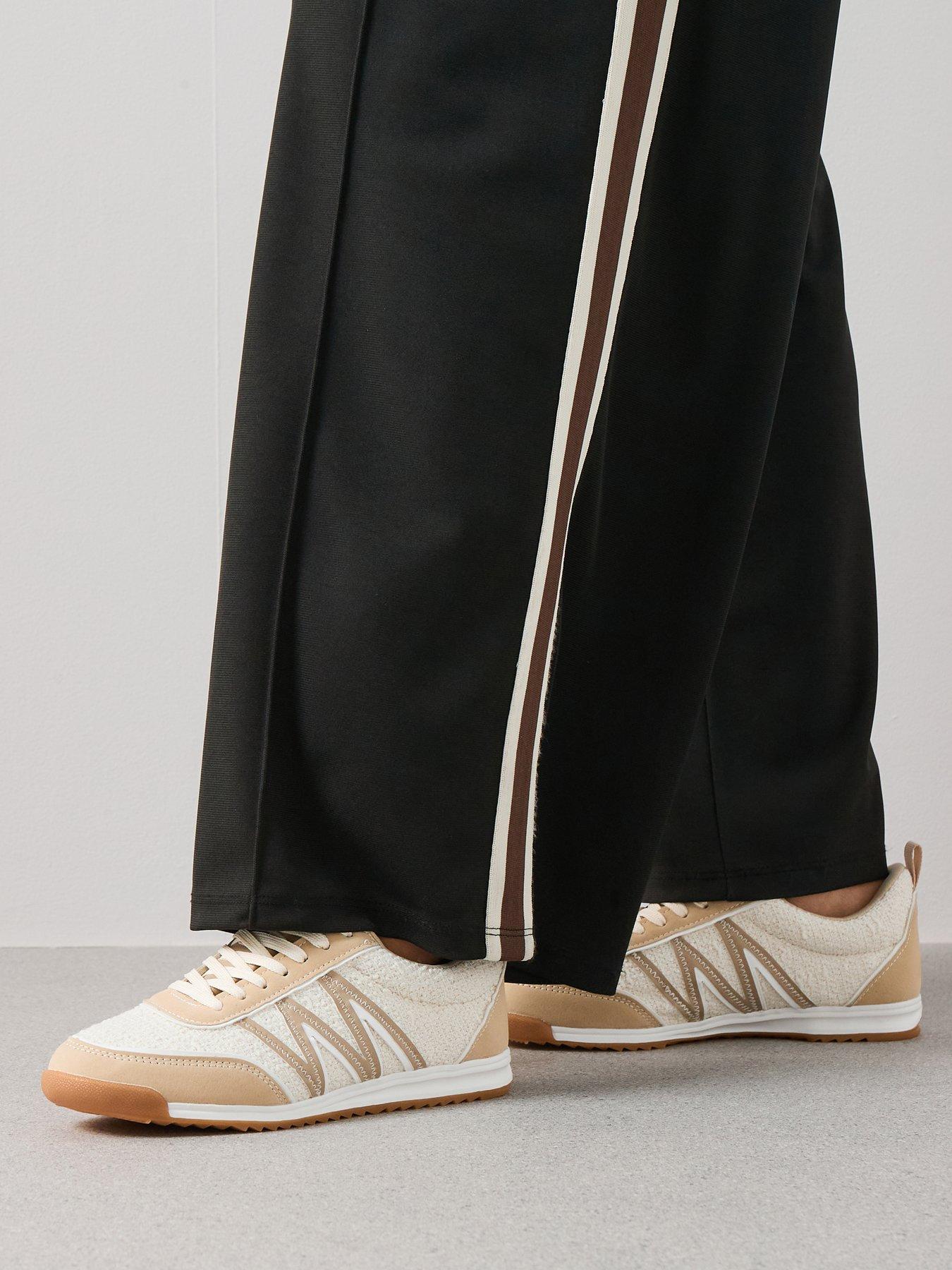 The Very Collection Textured Side Stripe Trainer - Cream