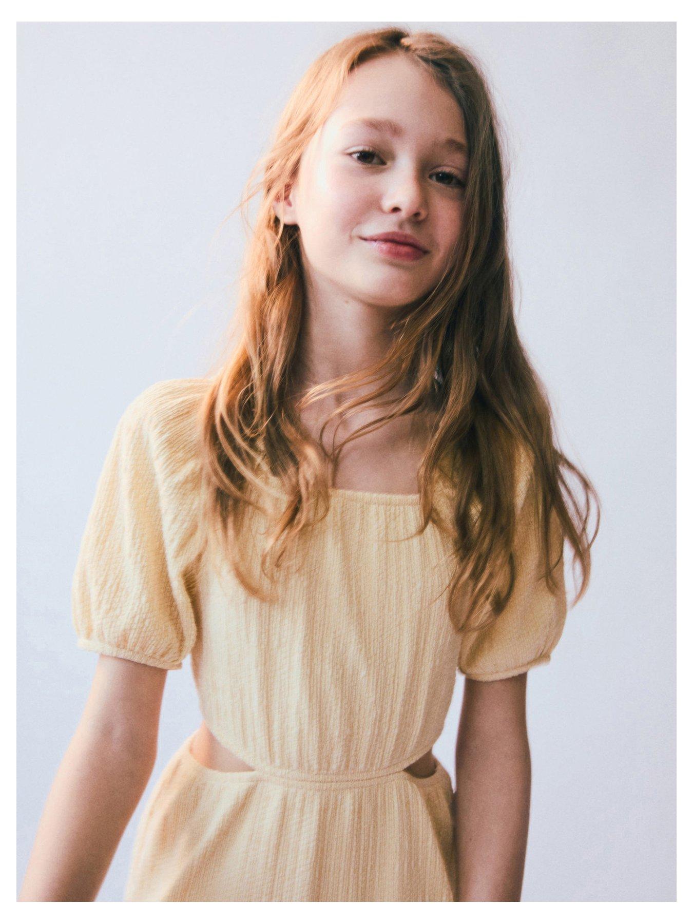 undefined Girls Cut Out Waist Dress - Light Yellow