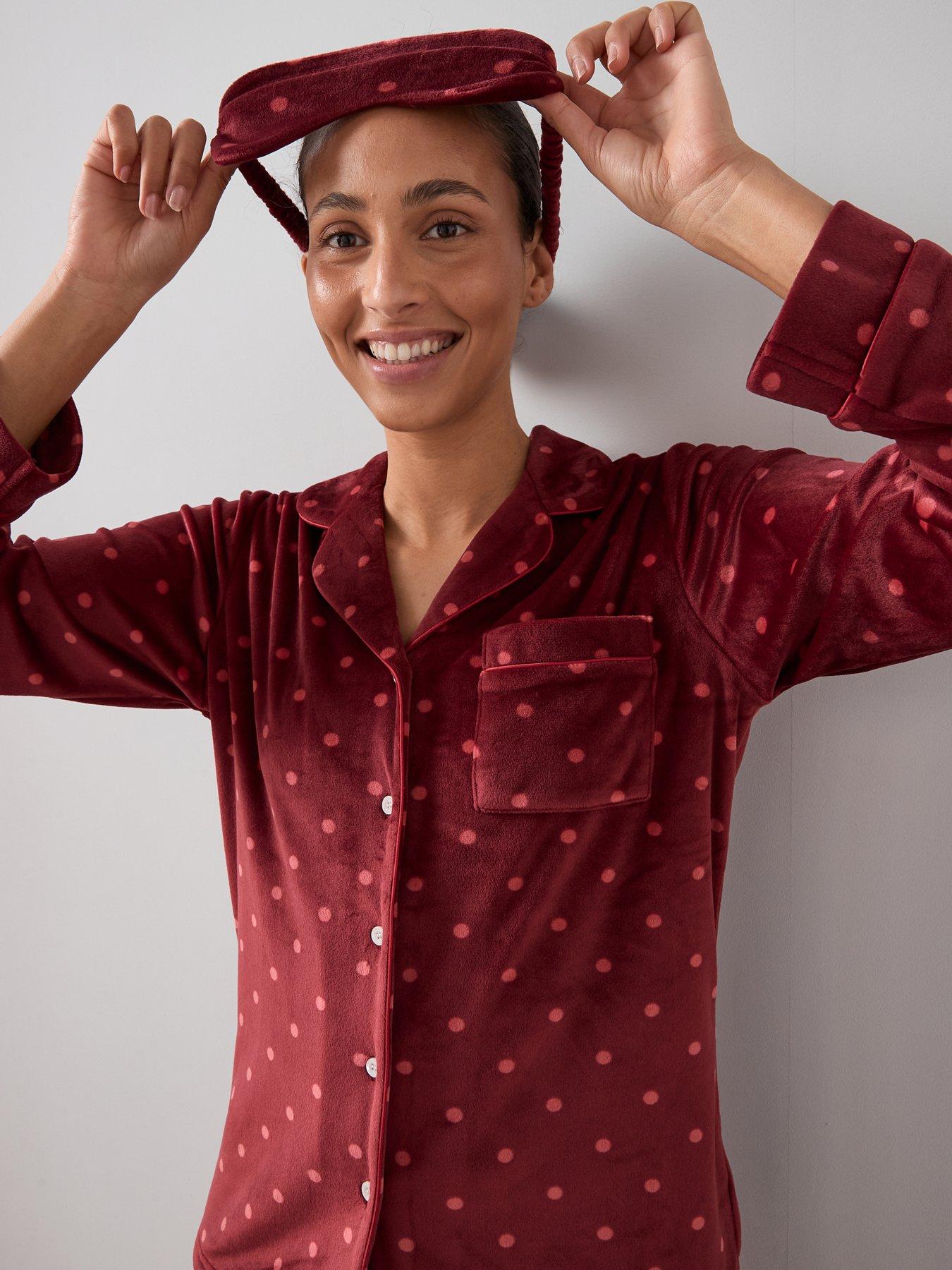 Image 4 of 6 of The Very Collection Polka Dot Fleece Revere Set - Red