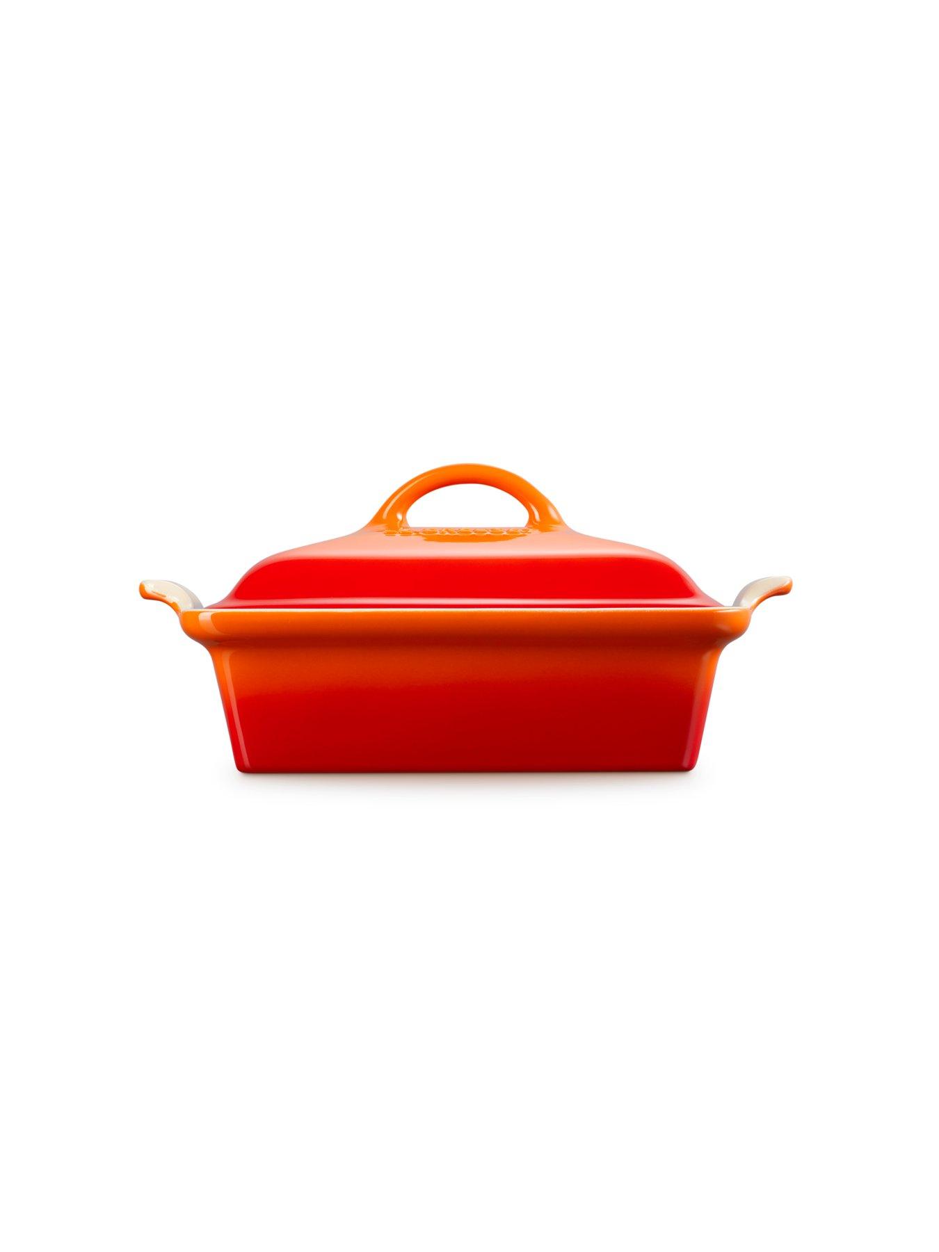 Image 4 of 6 of Le Creuset 23cm Heritage Square Dish With Lid