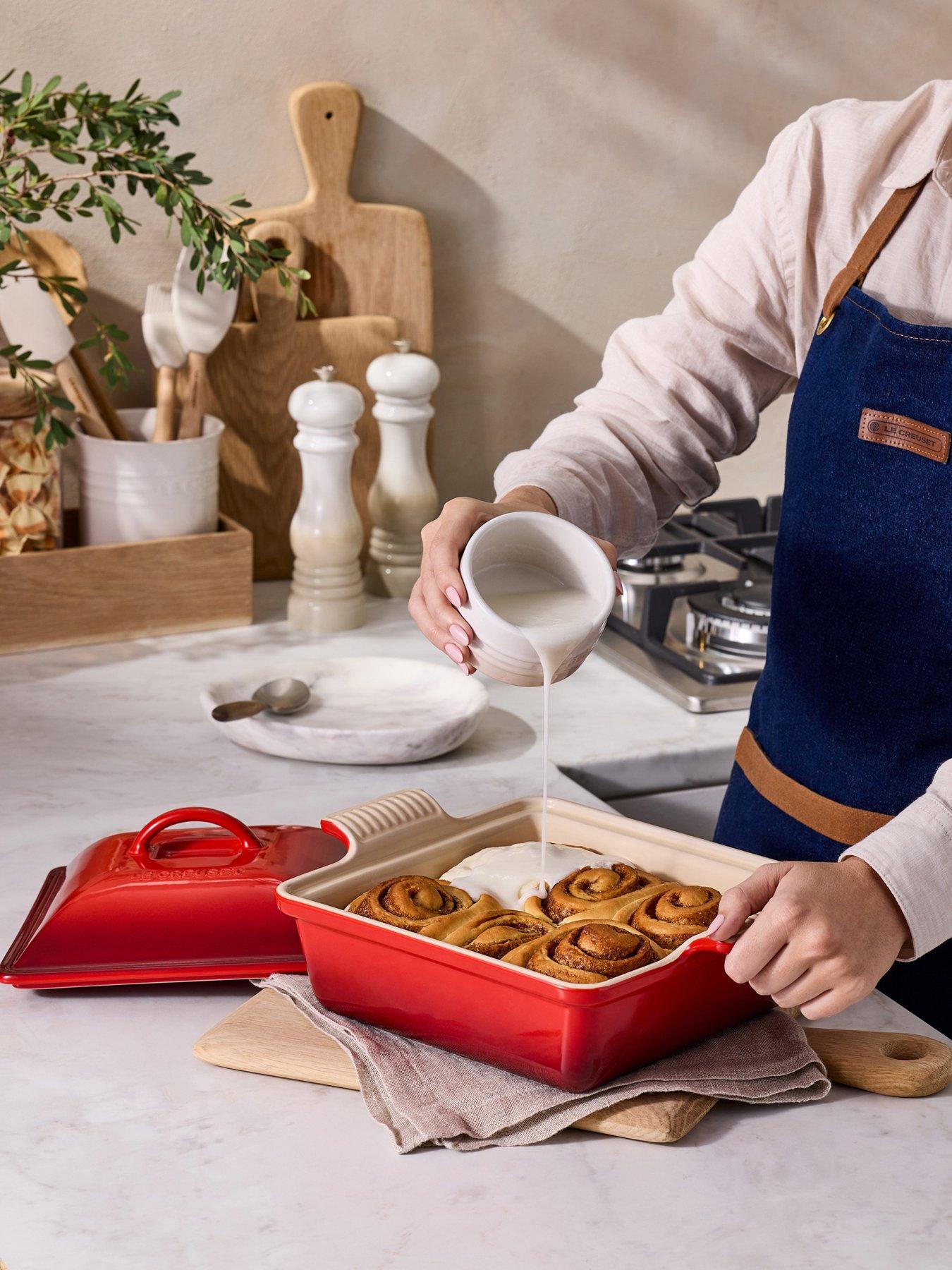 Le Creuset 23cm Heritage Square Dish With Lid