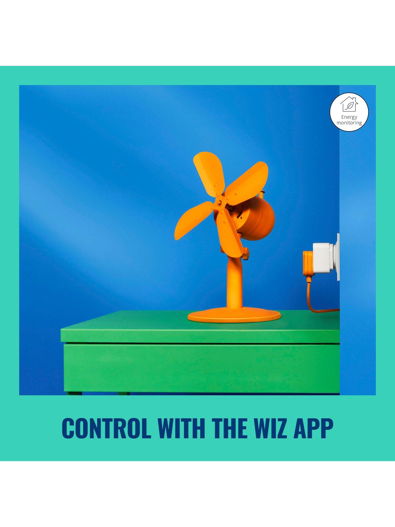 Image 4 of 7 of Philips WiZ WiZ Smart Plug