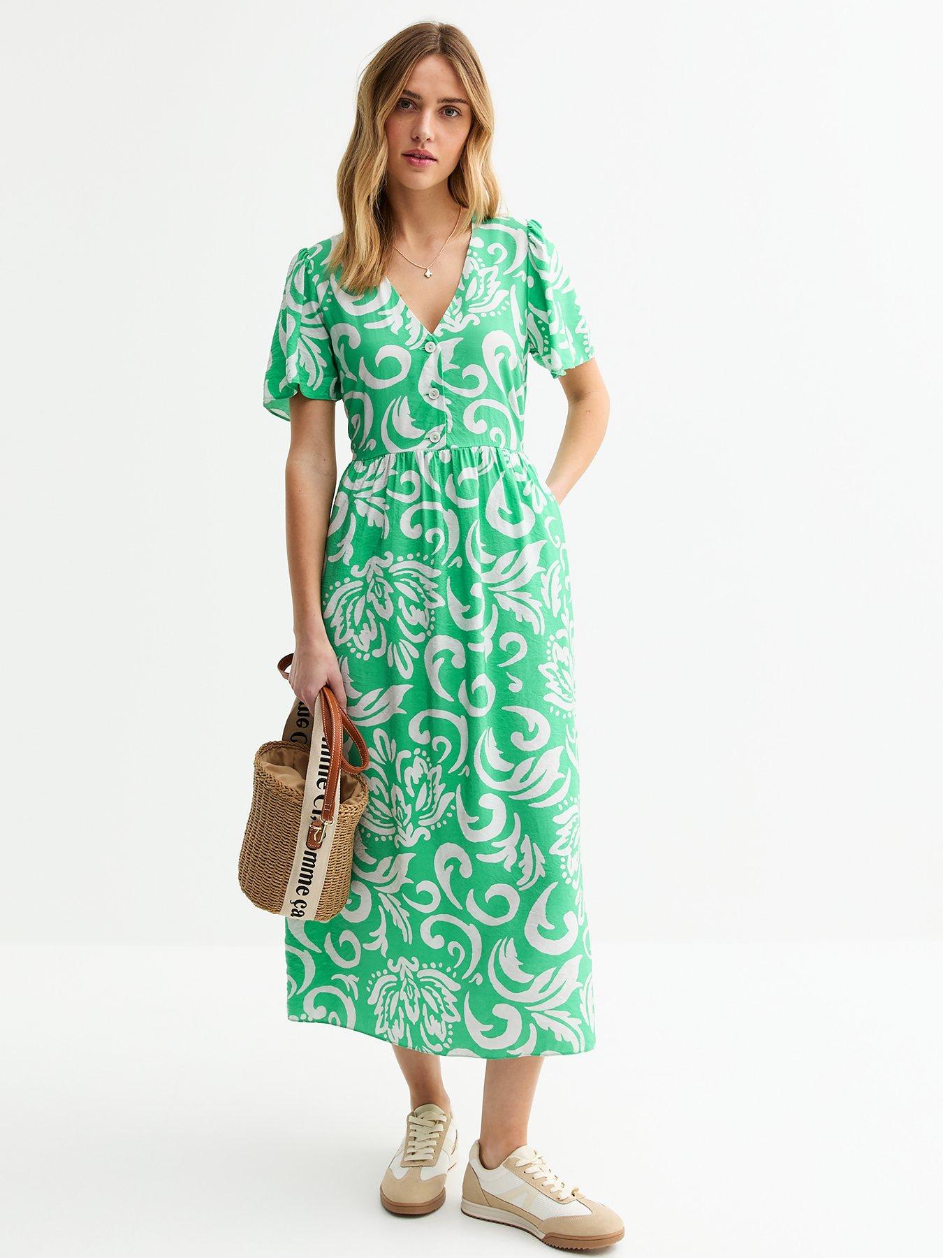undefined Green Pattern Print Buttoned Midi Dress