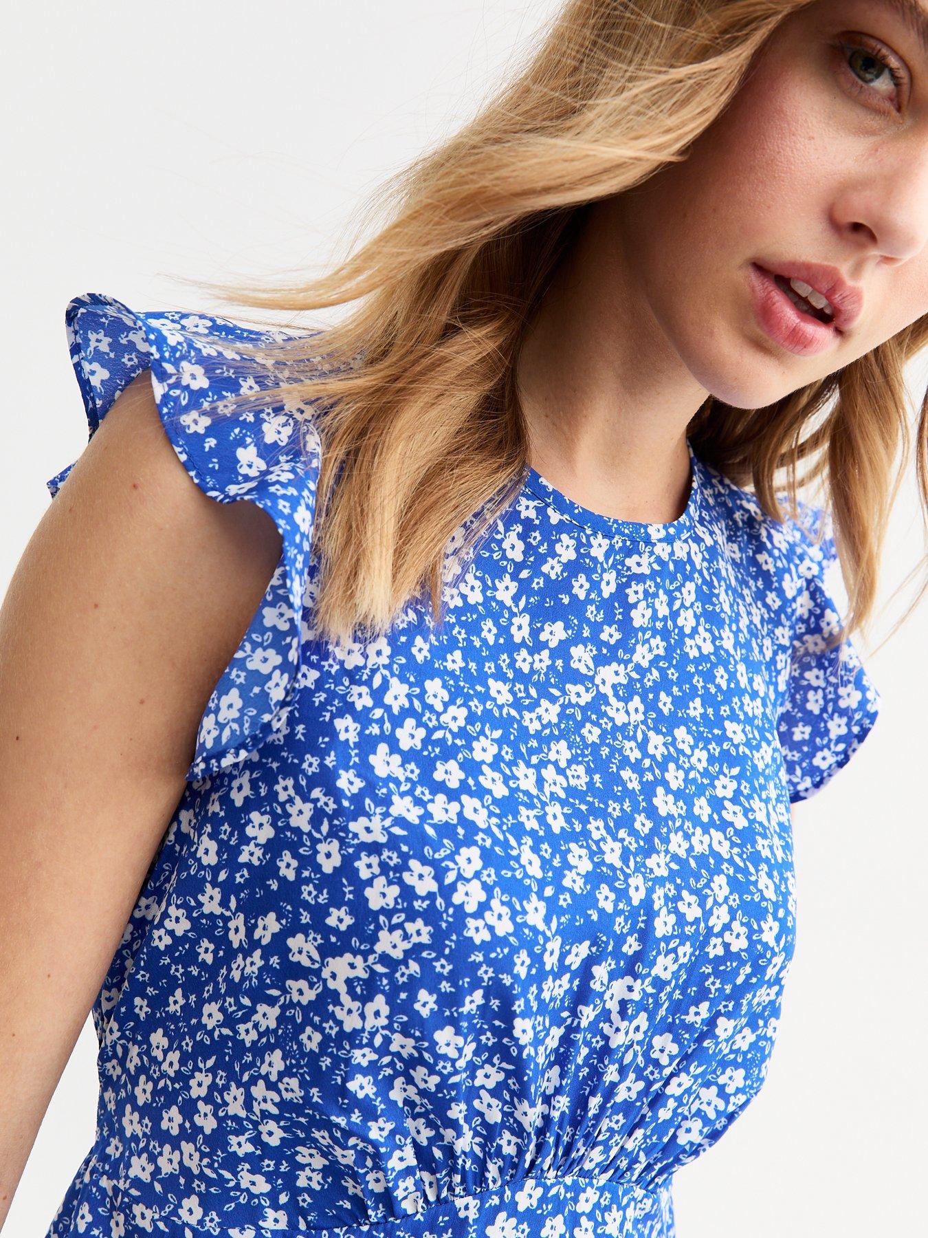 Image 4 of 5 of New Look Blue Floral Print Slit Hem Midi Dress