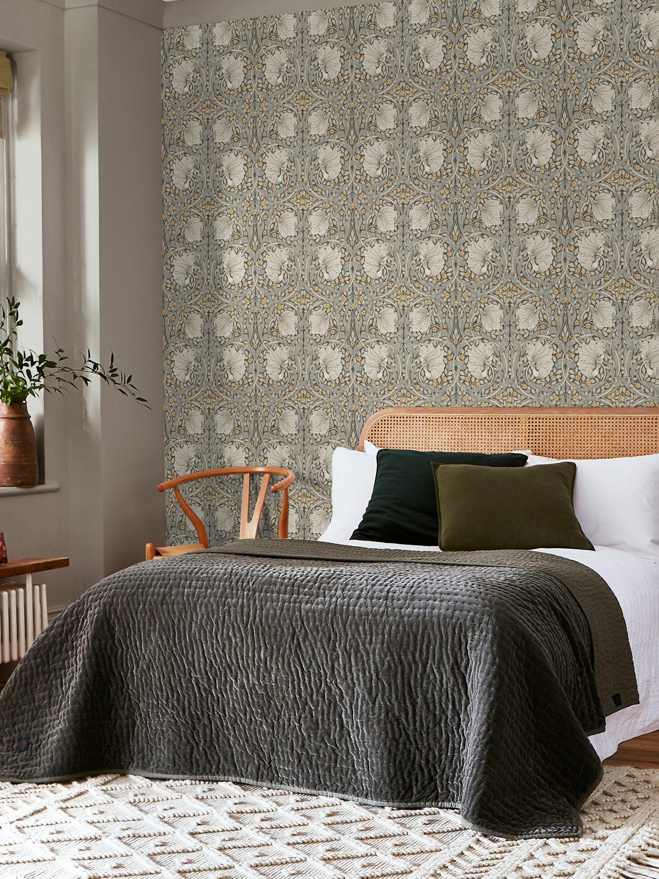 William Morris at Home Pimpernel Wallpaper in Grey