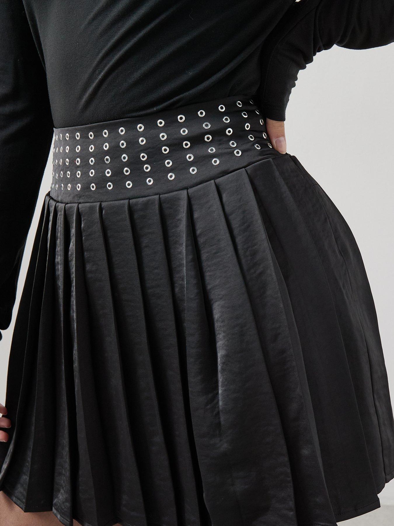 Image 4 of 7 of The Very Collection Statement Eyelet Pleated Mini Skirt - Black