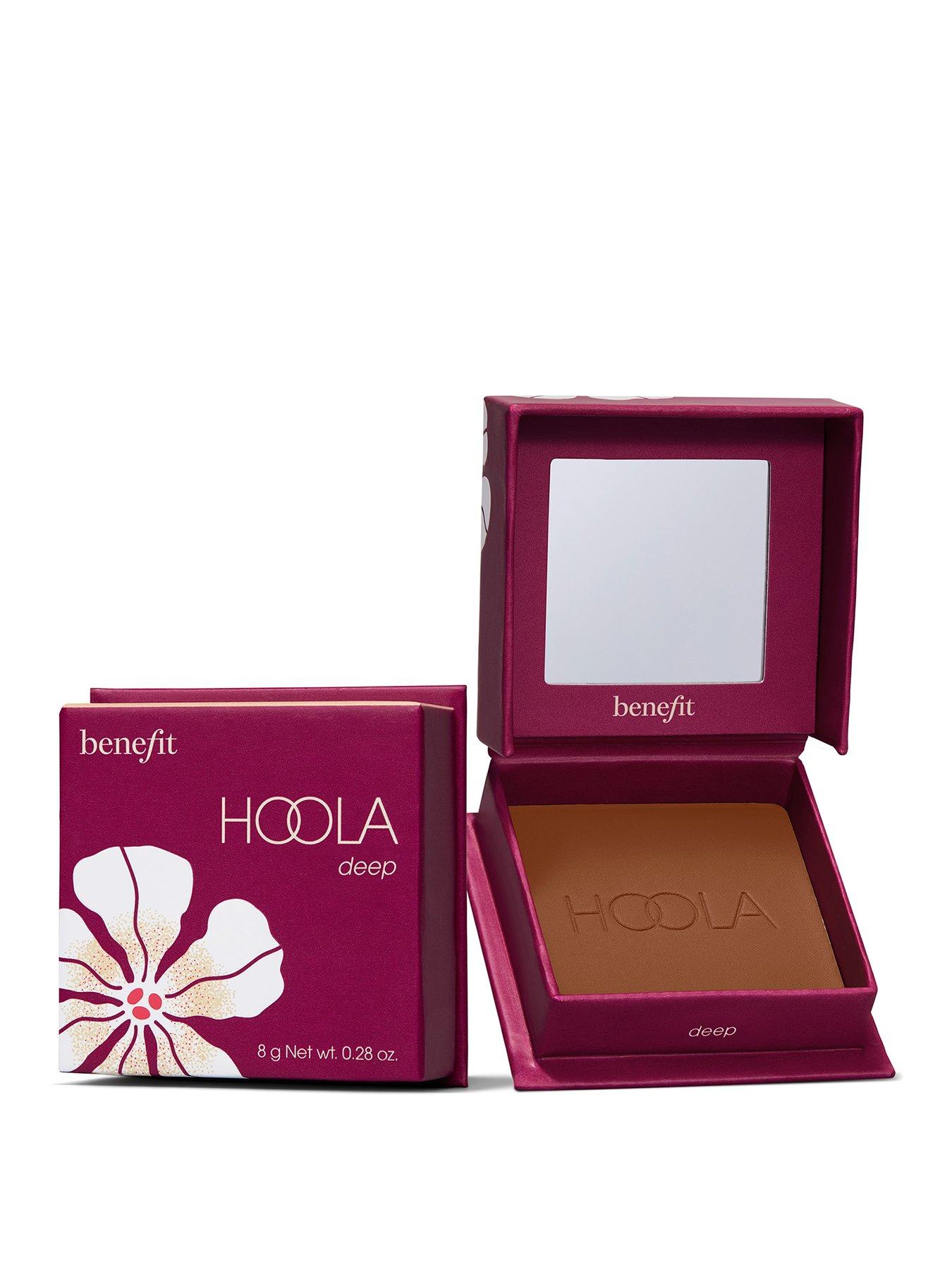 Image 1 of 7 of Benefit Hoola Matte Powder Bronzer