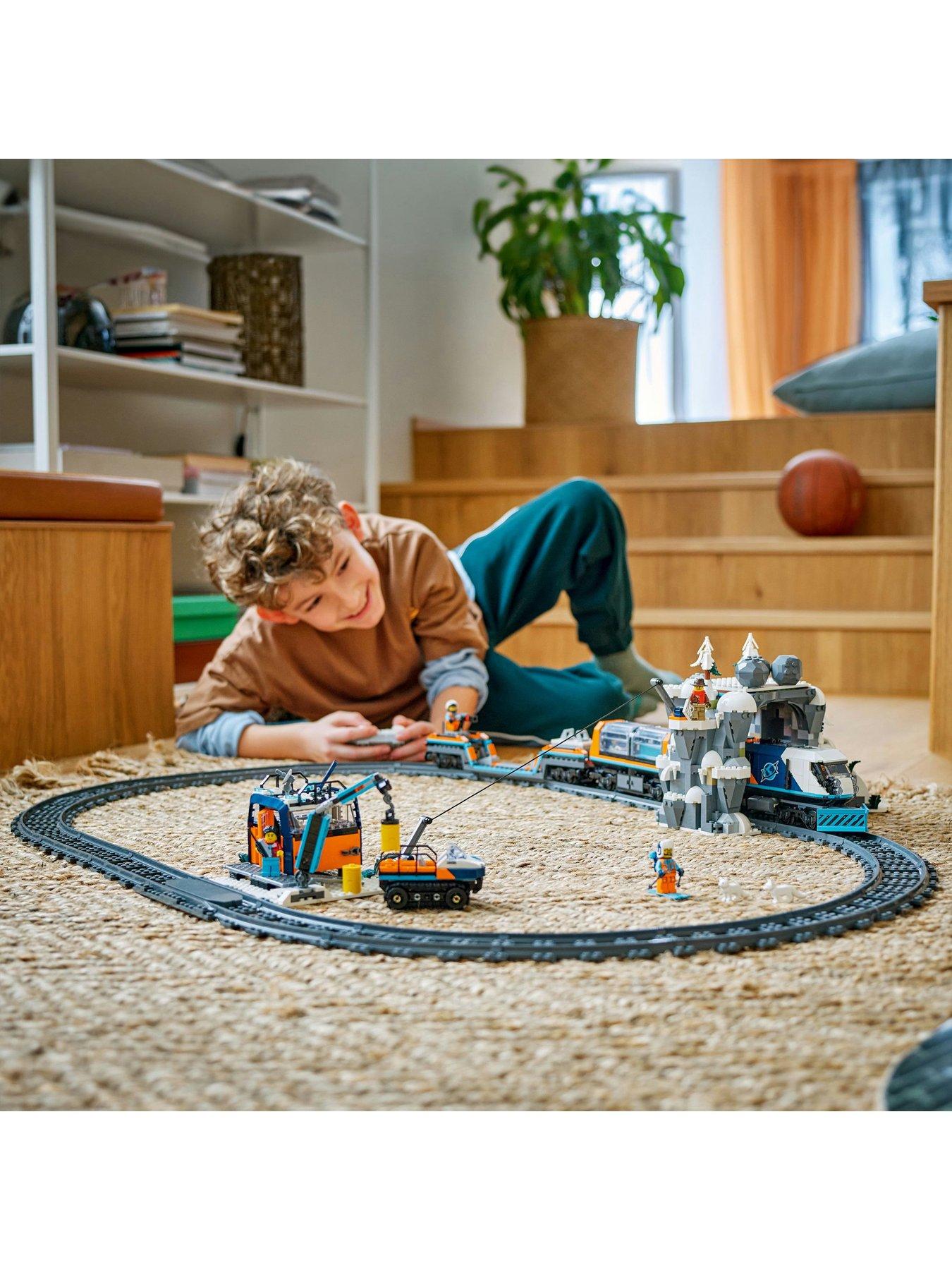 Image 6 of 8 of LEGO City Explorers&rsquo; Arctic Polar Express Train 60470