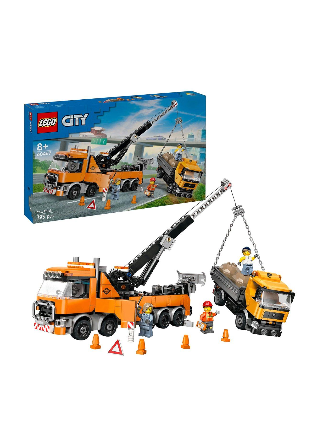 LEGO City City Heavy-Duty Recovery Tow Truck with Crane 60467