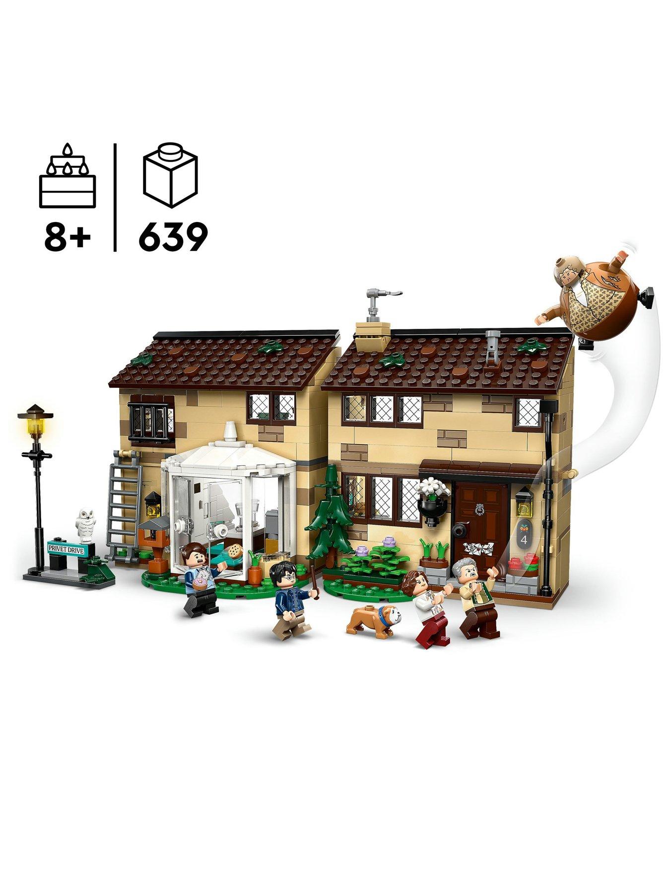 Image 2 of 8 of LEGO Harry Potter Privet Drive: Aunt Marge&rsquo;s Visit 76451