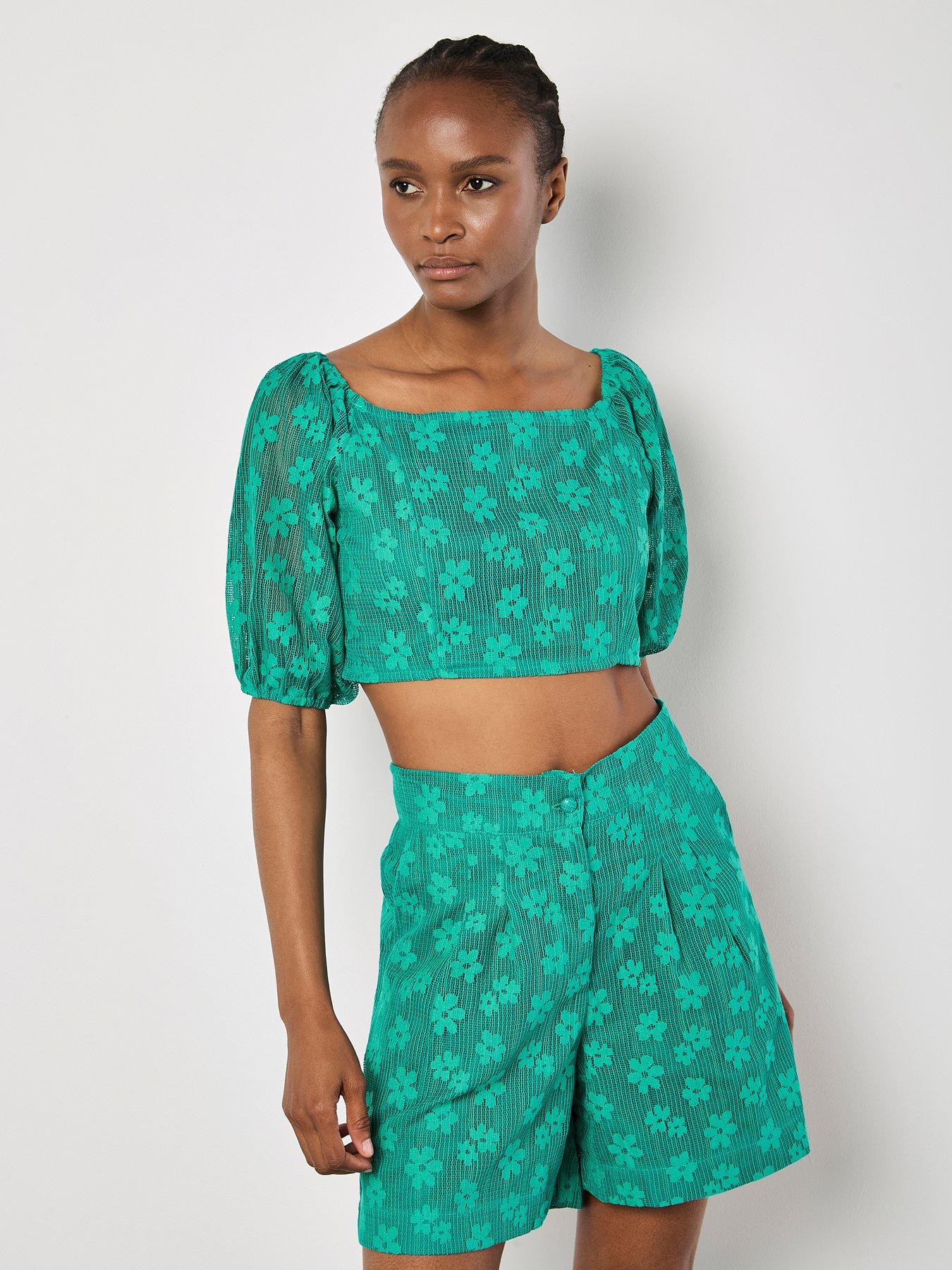 Image 3 of 4 of Apricot Daisy Mesh Shorts