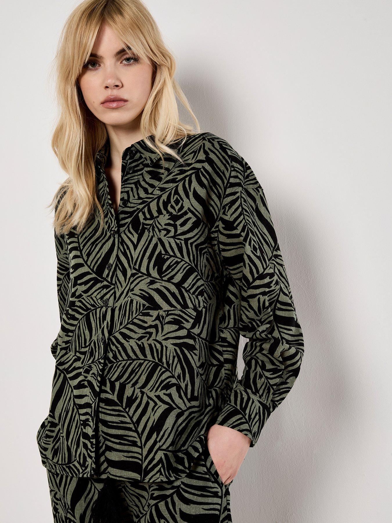 undefined Bold Leaf Abstract Shirt