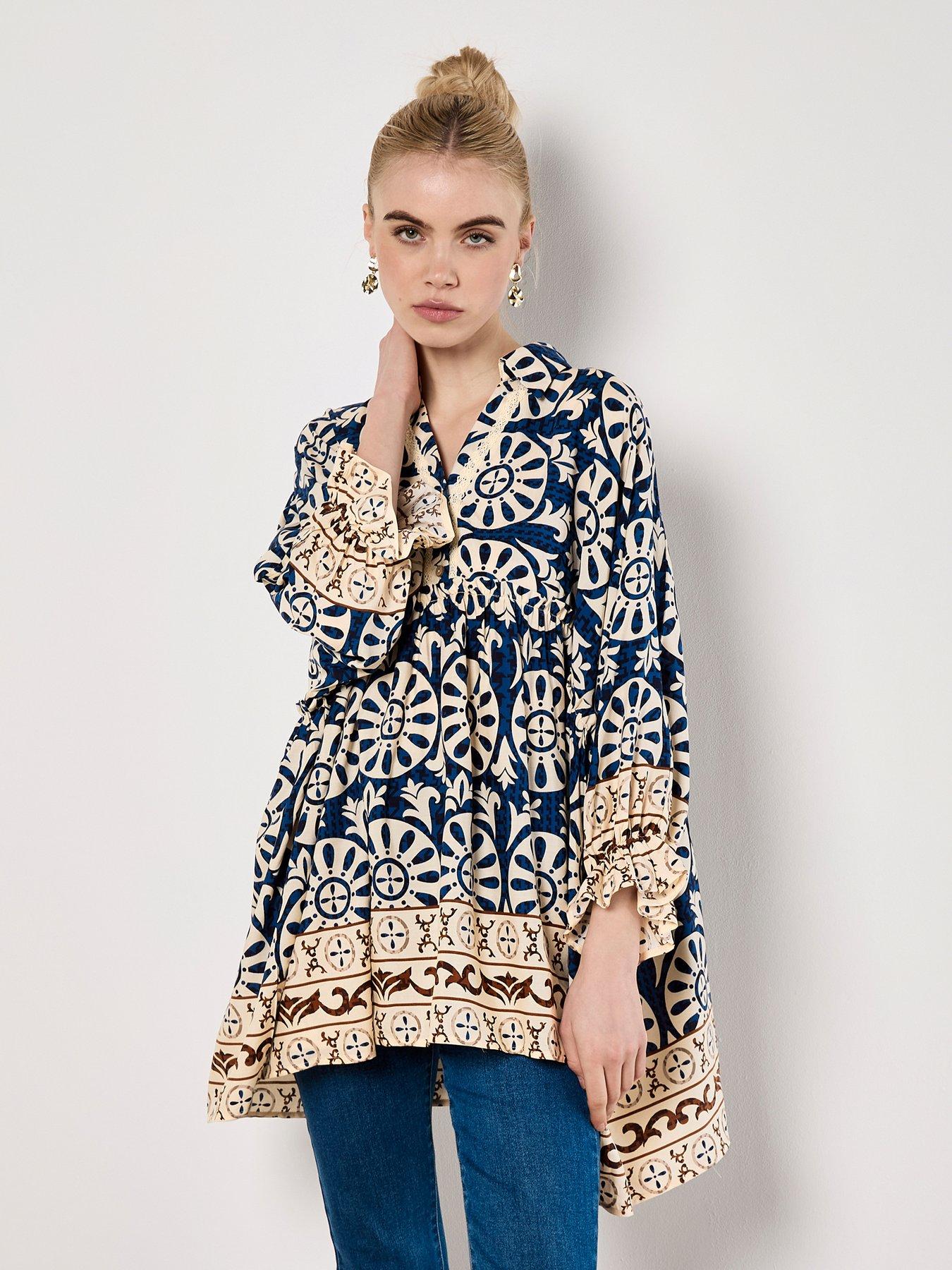 undefined Border Print Oversized Shirt - Blue