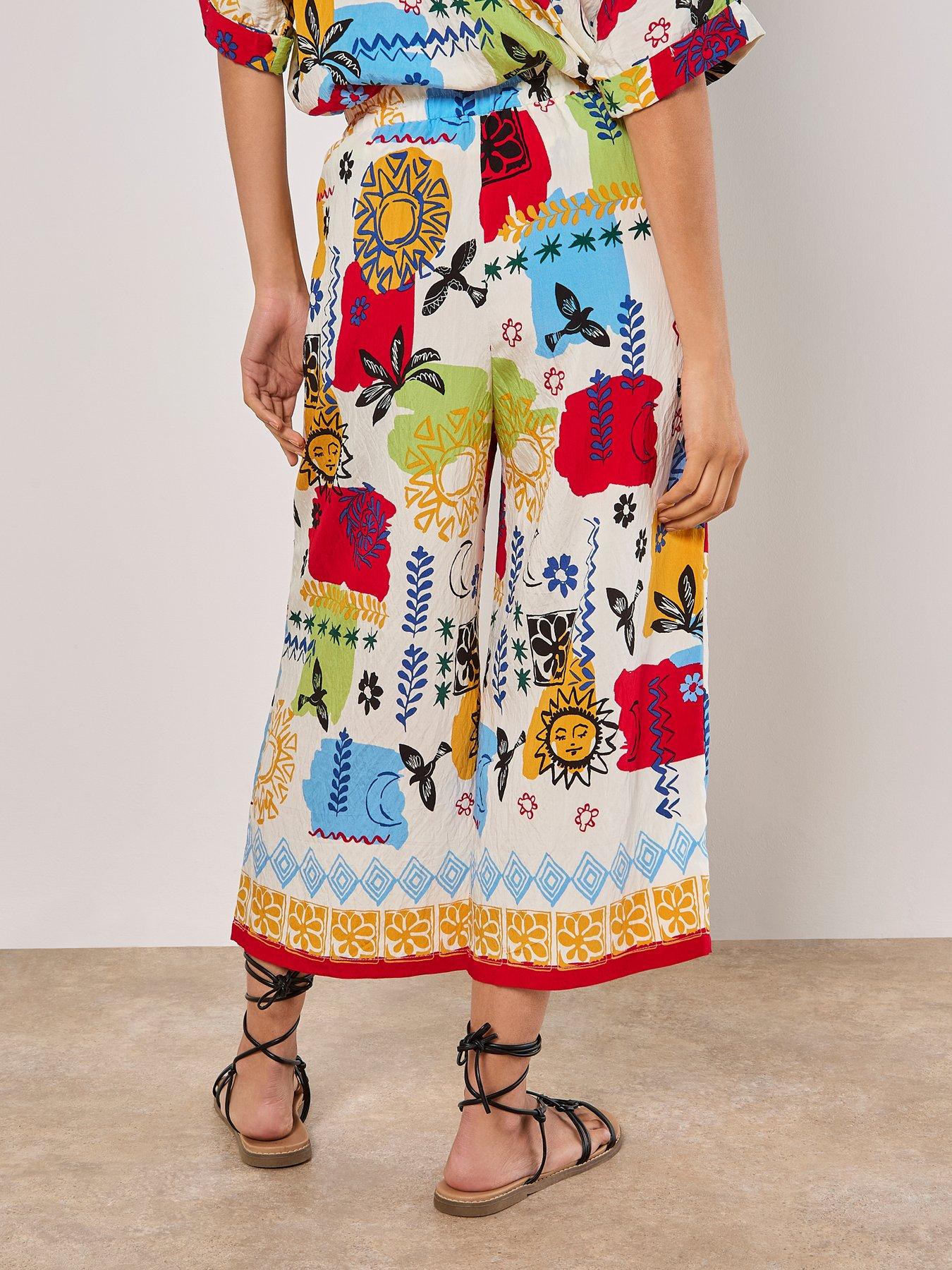 Image 2 of 5 of Apricot Sun &amp; Colour Print Culotte