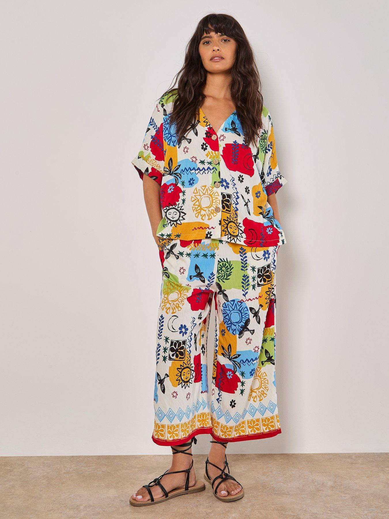 Image 3 of 5 of Apricot Sun &amp; Colour Print Culotte